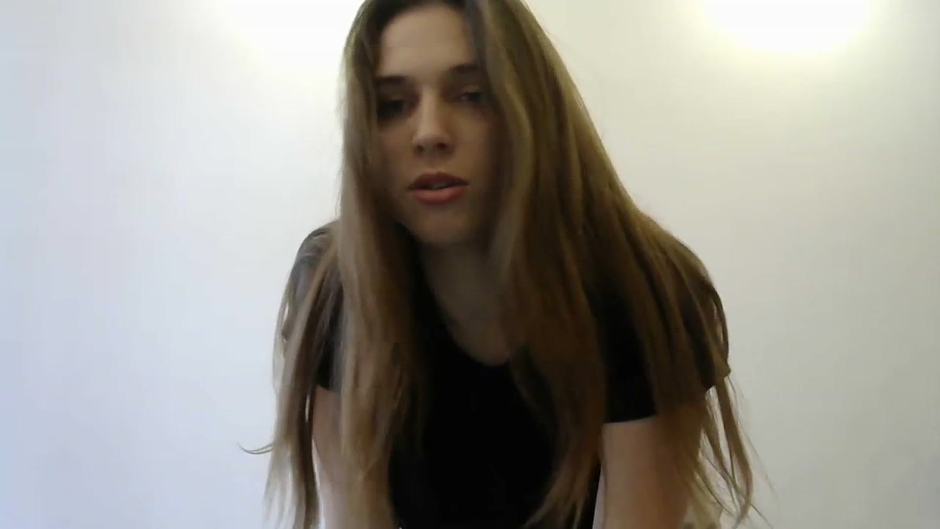 Gallery image thumbnail from HaleyReed's myfreecams stream on, 02/05/2024, 12:20 image 18 of 20