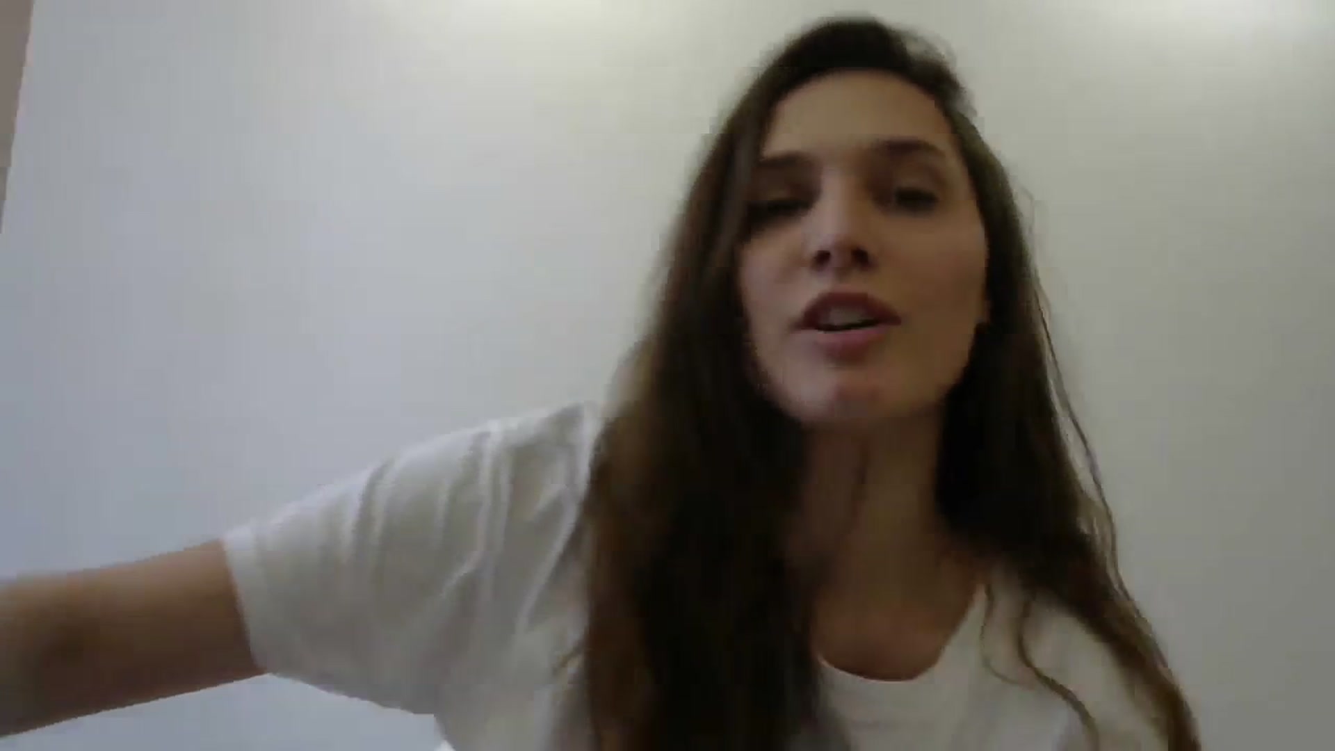 Gallery image thumbnail from HaleyReed's myfreecams stream on, 02/26/2024, 13:33 image 7 of 20