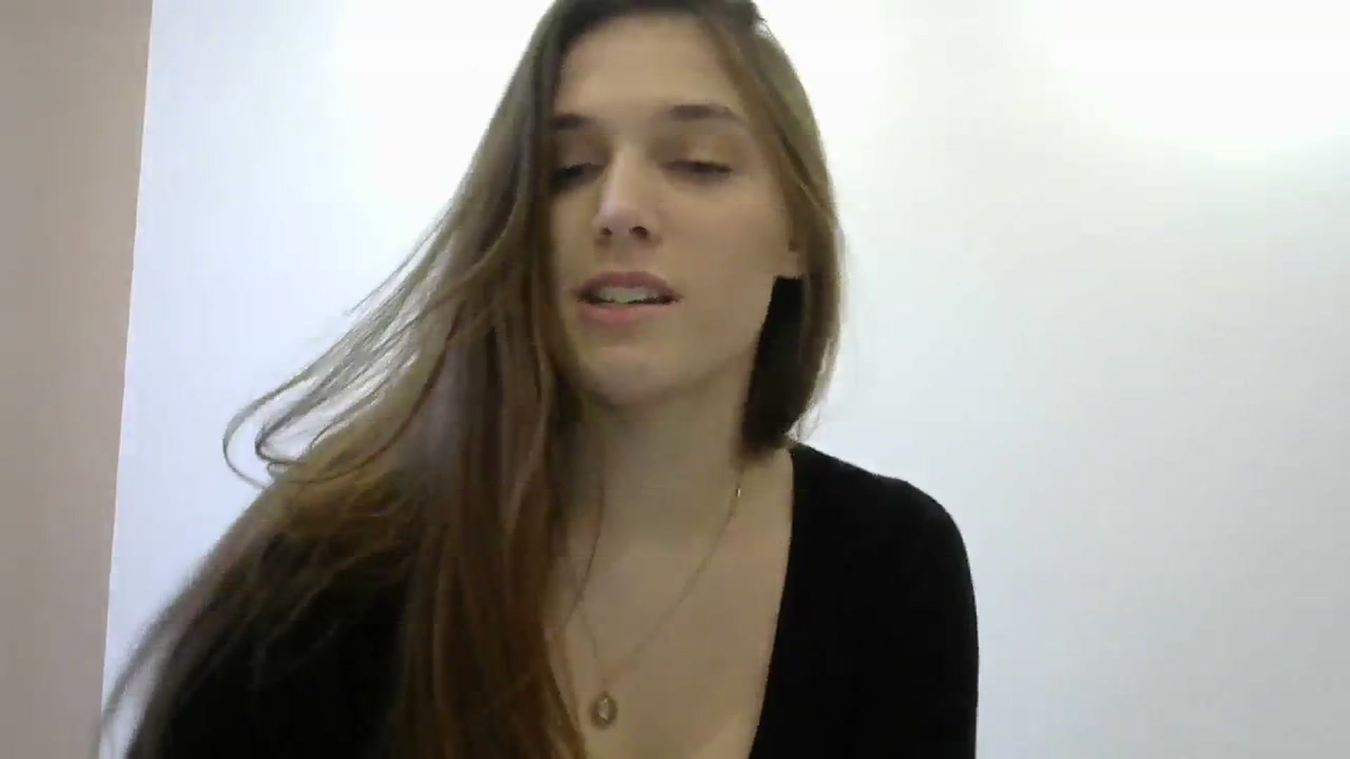 Gallery image thumbnail from HaleyReed's myfreecams stream on, 03/01/2024, 13:29 image 6 of 20