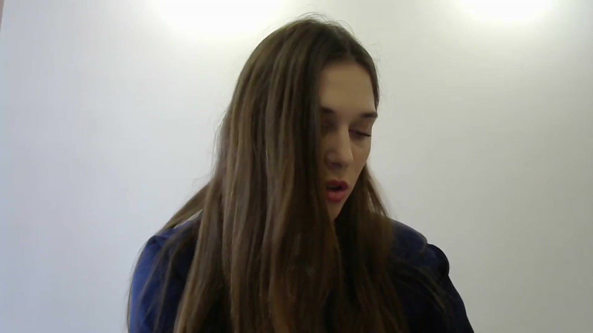 Gallery image thumbnail from HaleyReed's myfreecams stream on, 03/07/2024, 11:44 image 16 of 20