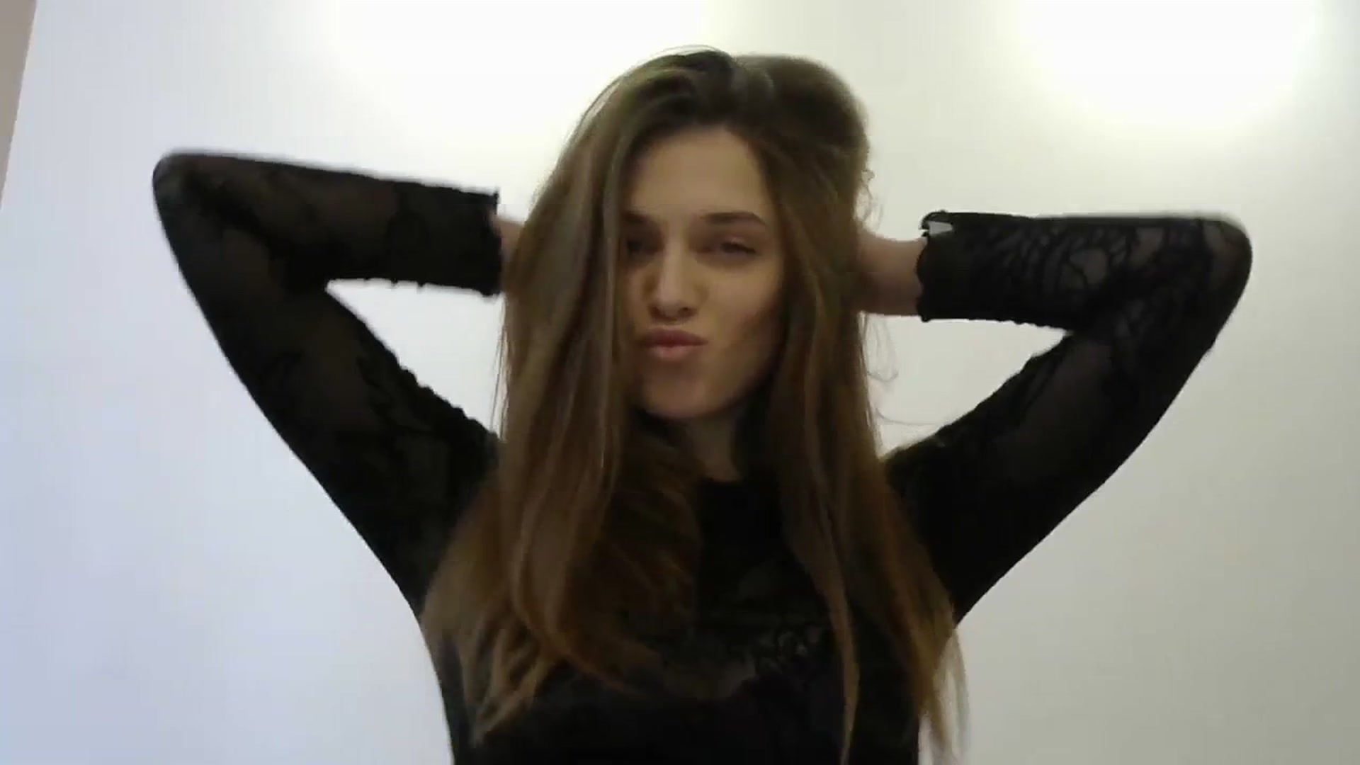 Gallery image thumbnail from HaleyReed's myfreecams stream on, 03/10/2024, 12:16 image 16 of 20