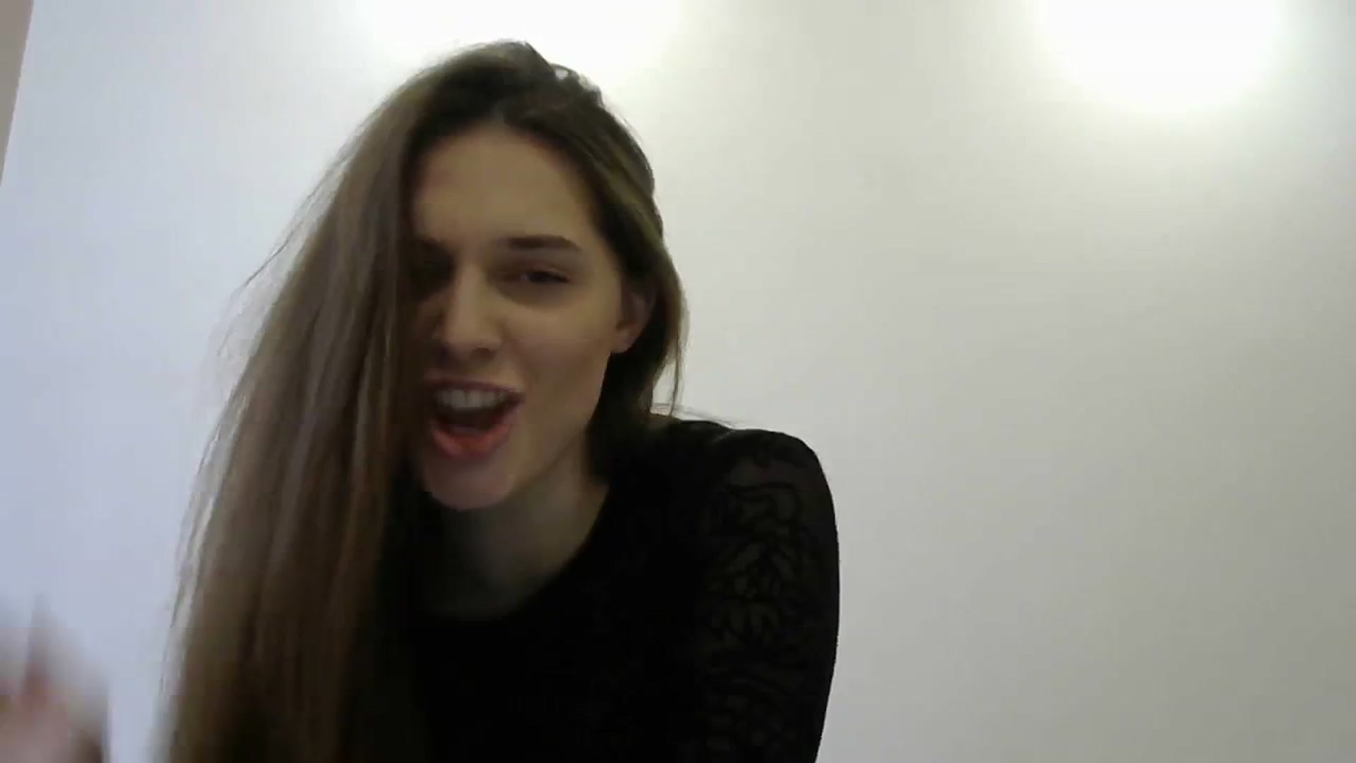 Gallery image thumbnail from HaleyReed's myfreecams stream on, 03/10/2024, 12:16 image 17 of 20