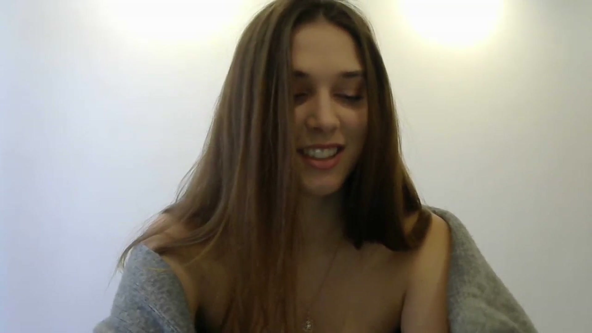 Gallery image thumbnail from HaleyReed's myfreecams stream on, 03/11/2024, 12:54 image 16 of 20
