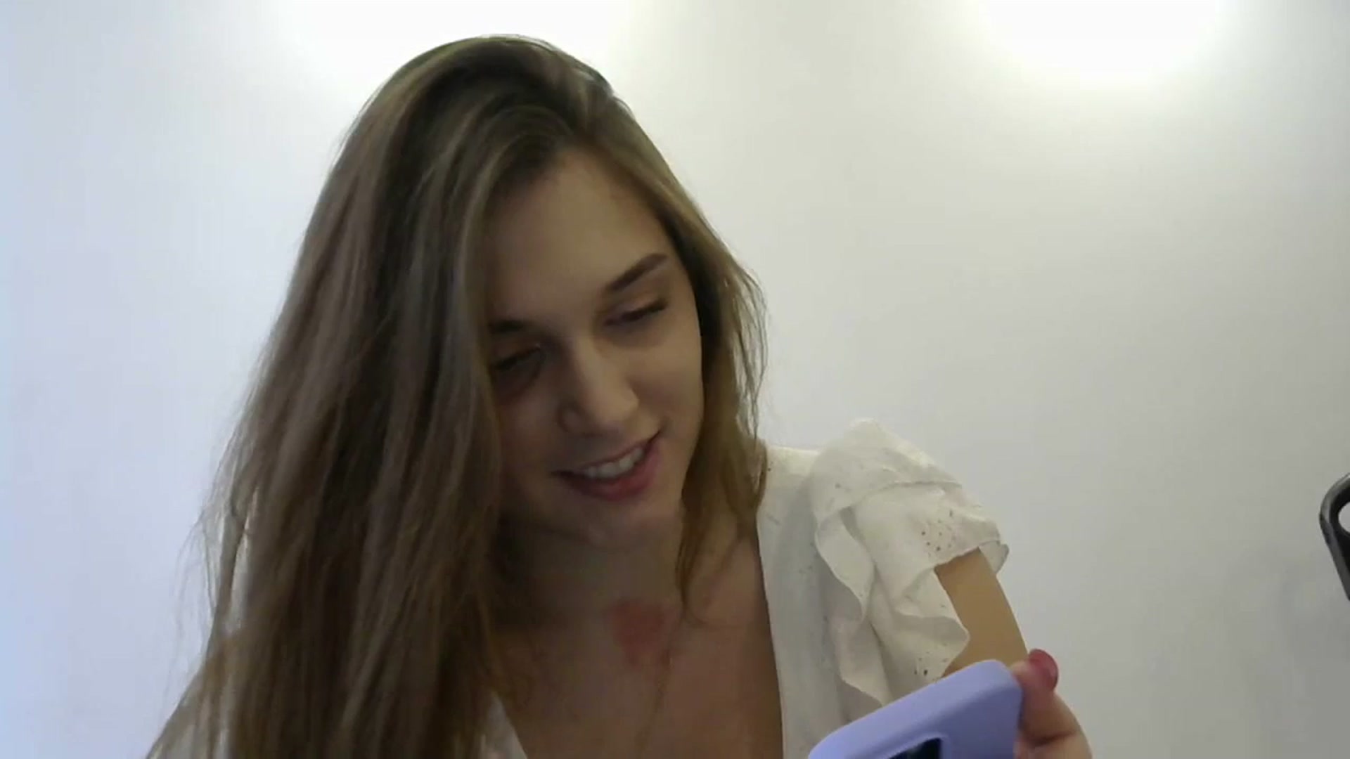 Gallery image thumbnail from HaleyReed's myfreecams stream on, 03/24/2024, 13:42 image 6 of 20