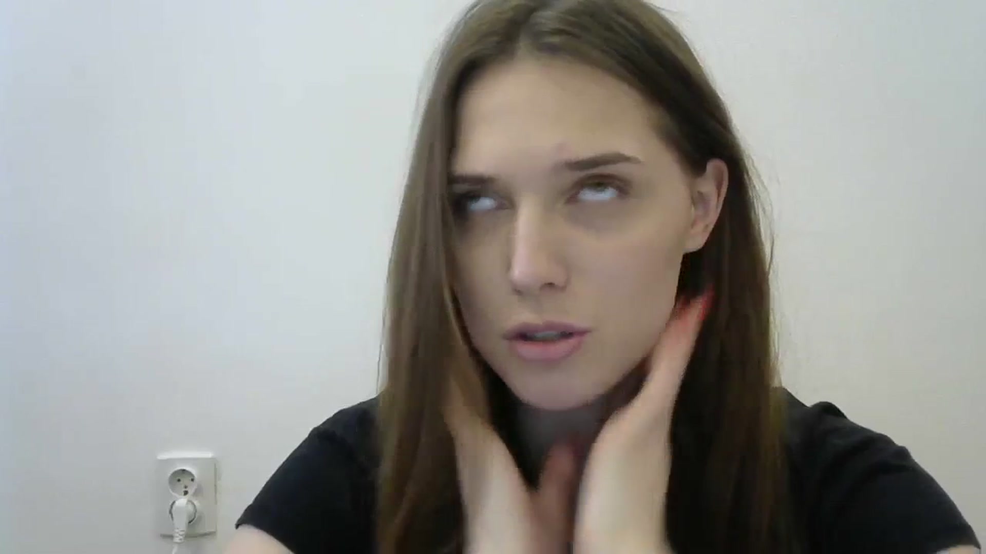 Gallery image thumbnail from HaleyReed's myfreecams stream on, 03/25/2024, 14:15 image 18 of 20