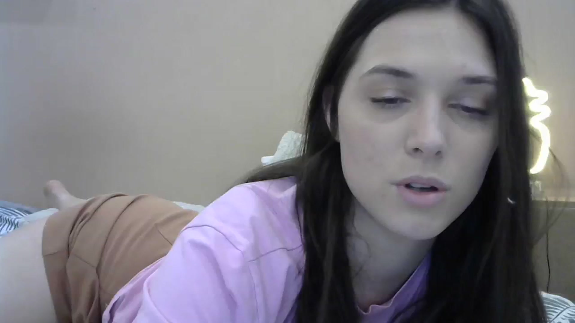 Gallery image thumbnail from HaleyReed's myfreecams stream on, 03/29/2024, 12:52 image 6 of 20