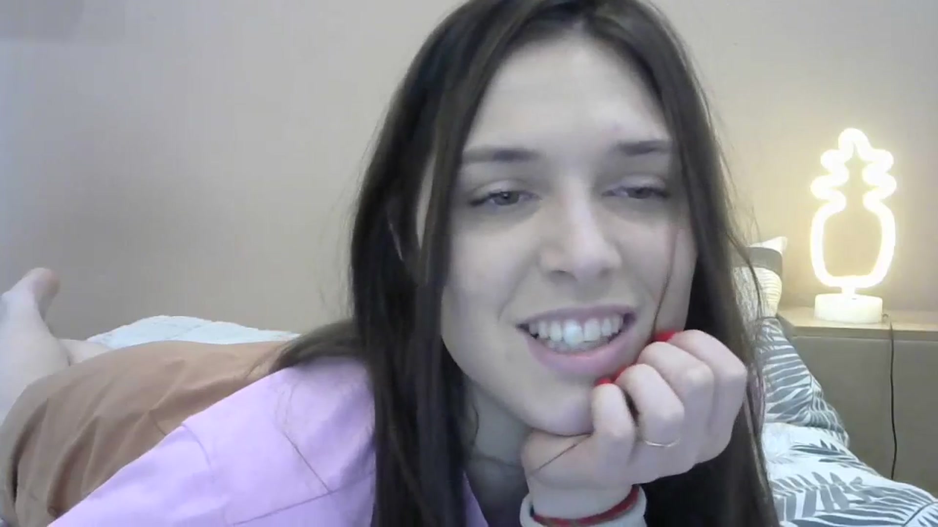 Gallery image thumbnail from HaleyReed's myfreecams stream on, 03/29/2024, 12:52 image 12 of 20