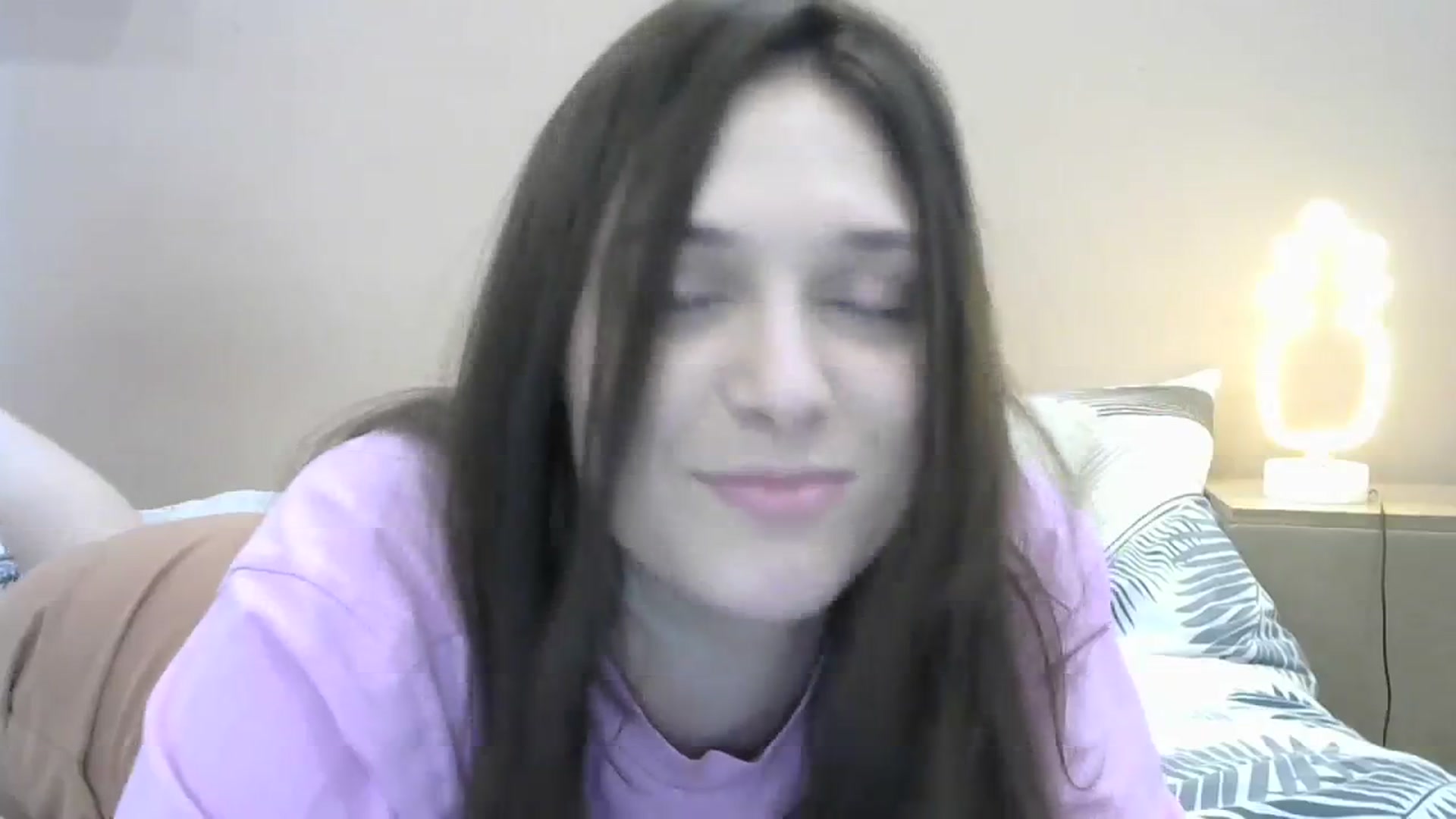 Gallery image thumbnail from HaleyReed's myfreecams stream on, 03/29/2024, 12:52 image 15 of 20