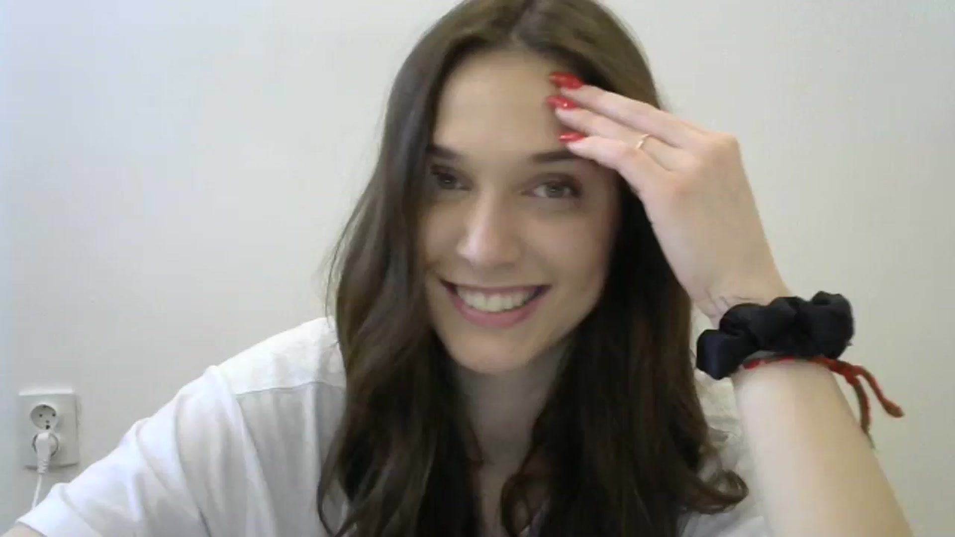 Gallery image thumbnail from HaleyReed's myfreecams stream on, 04/07/2024, 12:15 image 5 of 20