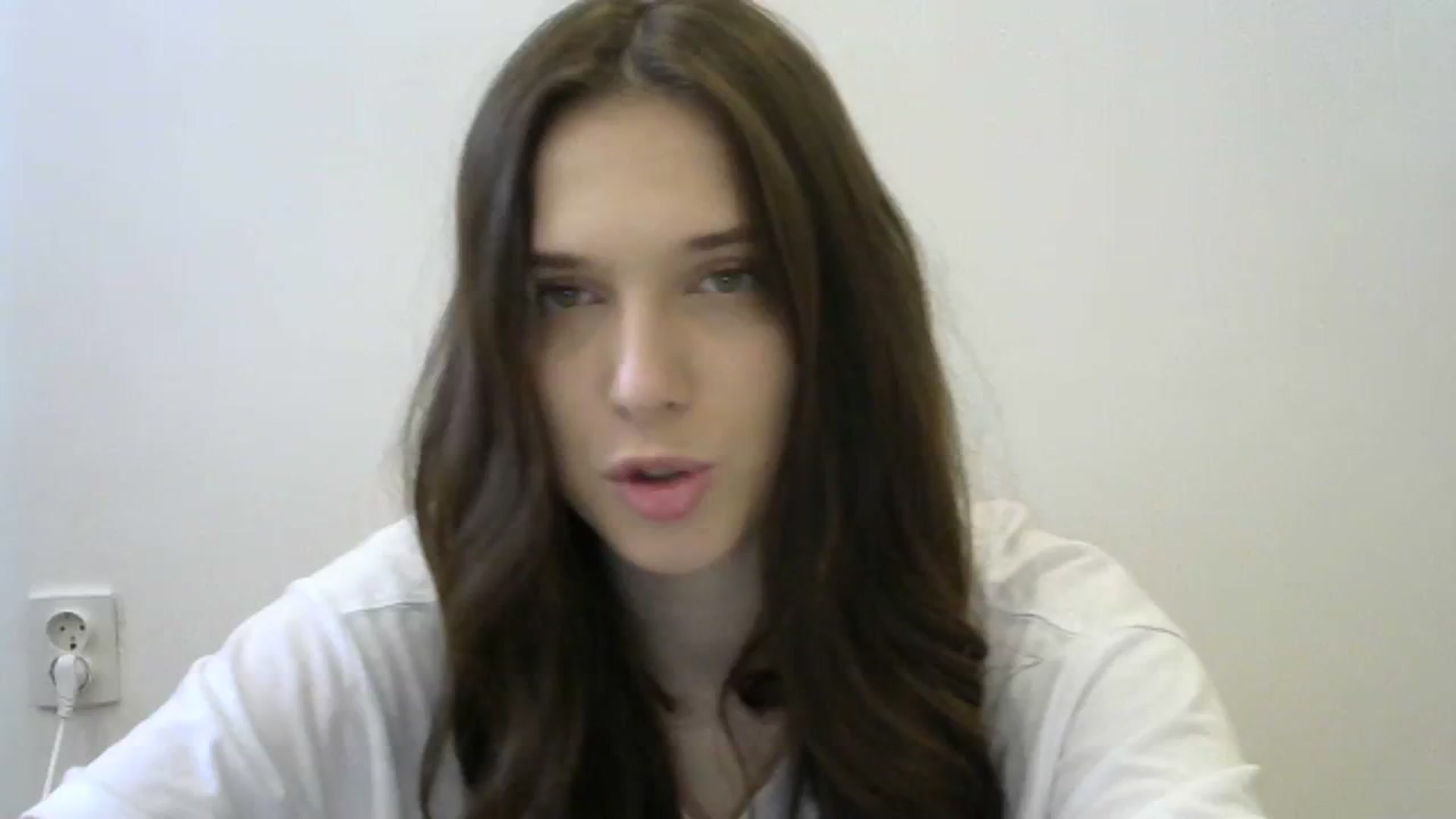 Gallery image thumbnail from HaleyReed's myfreecams stream on, 04/07/2024, 12:15 image 3 of 20