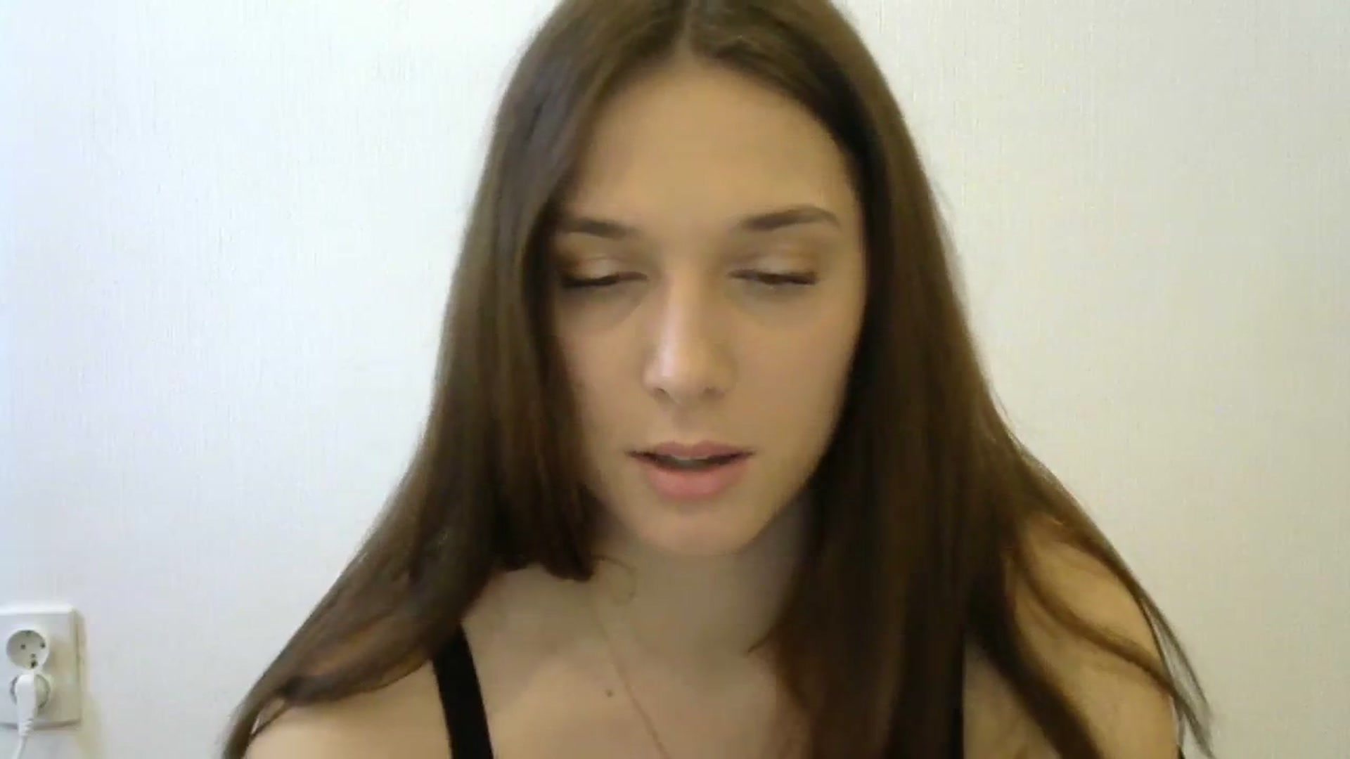 Gallery image thumbnail from HaleyReed's myfreecams stream on, 04/10/2024, 11:35 image 8 of 20