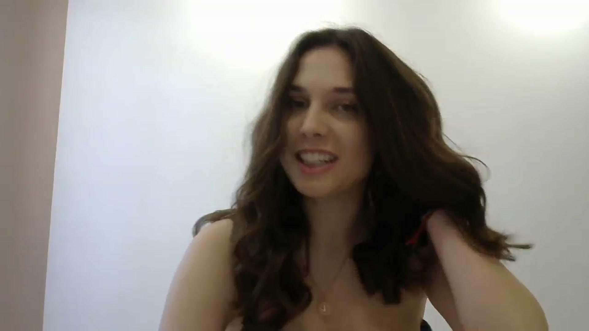 Gallery image thumbnail from HaleyReed's myfreecams stream on, 04/11/2024, 09:55 image 16 of 20
