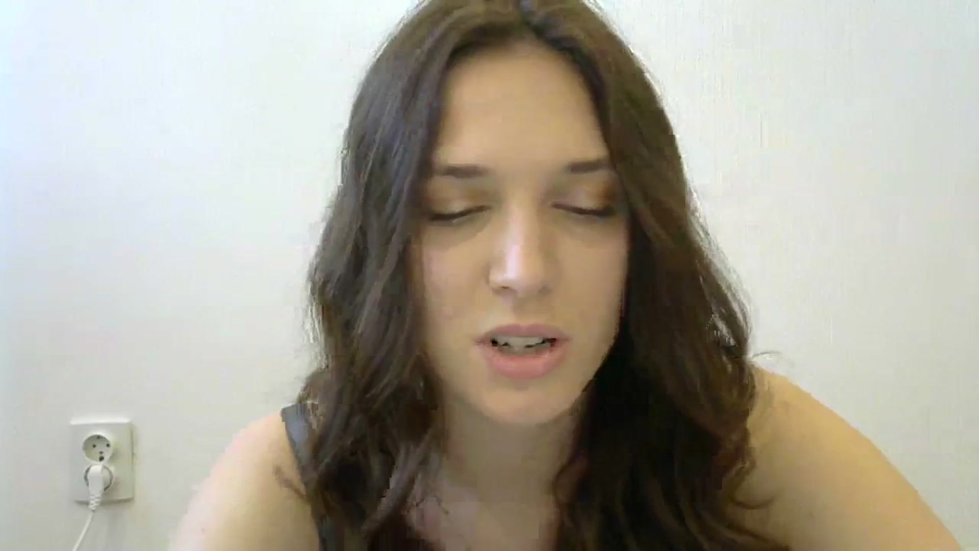 Gallery image thumbnail from HaleyReed's myfreecams stream on, 04/11/2024, 11:10 image 2 of 20