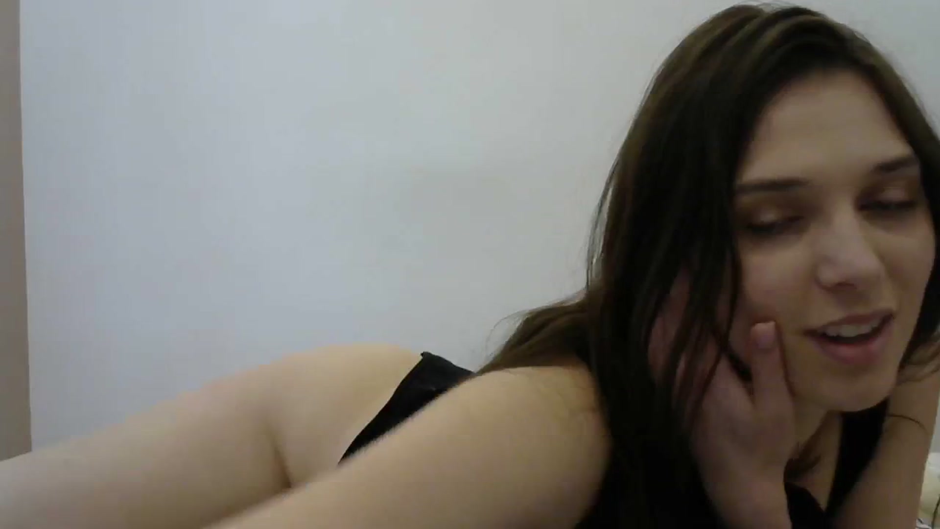 Gallery image thumbnail from HaleyReed's myfreecams stream on, 04/15/2024, 14:32 image 19 of 20
