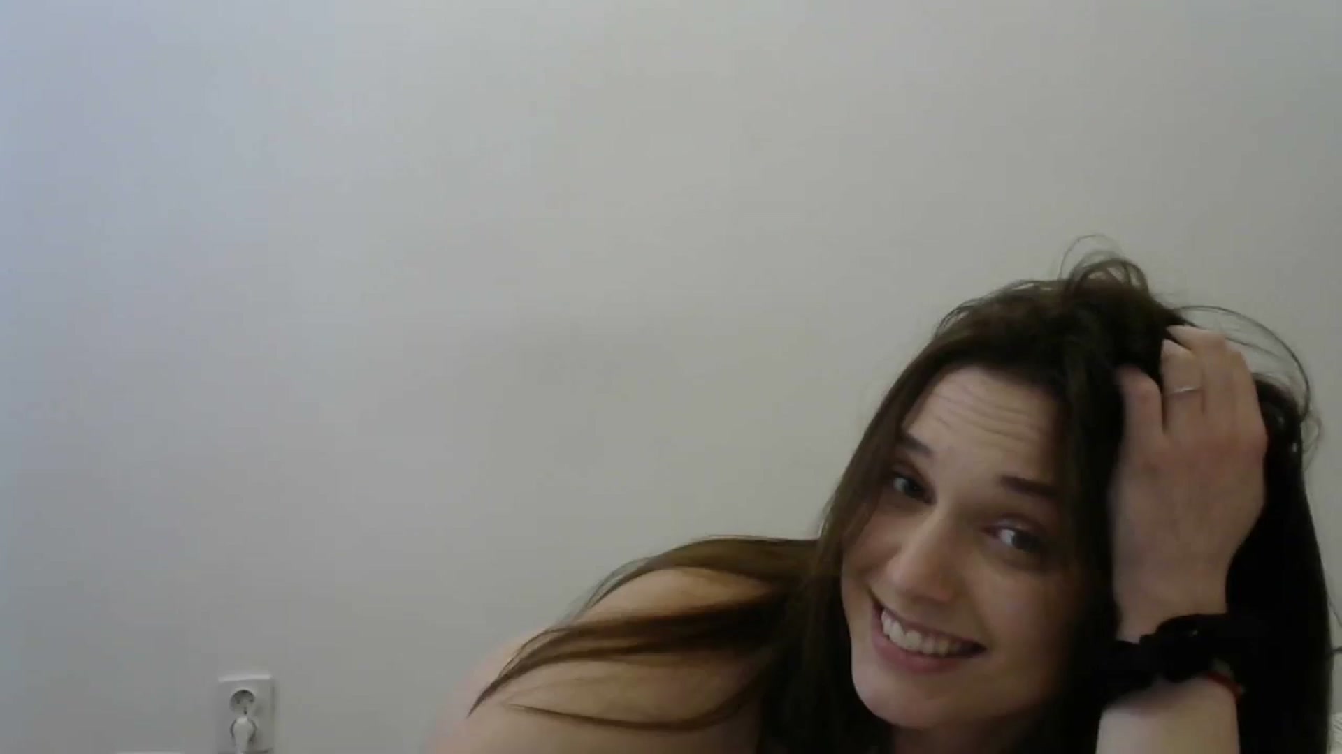 Gallery image thumbnail from HaleyReed's myfreecams stream on, 04/21/2024, 14:43 image 10 of 20