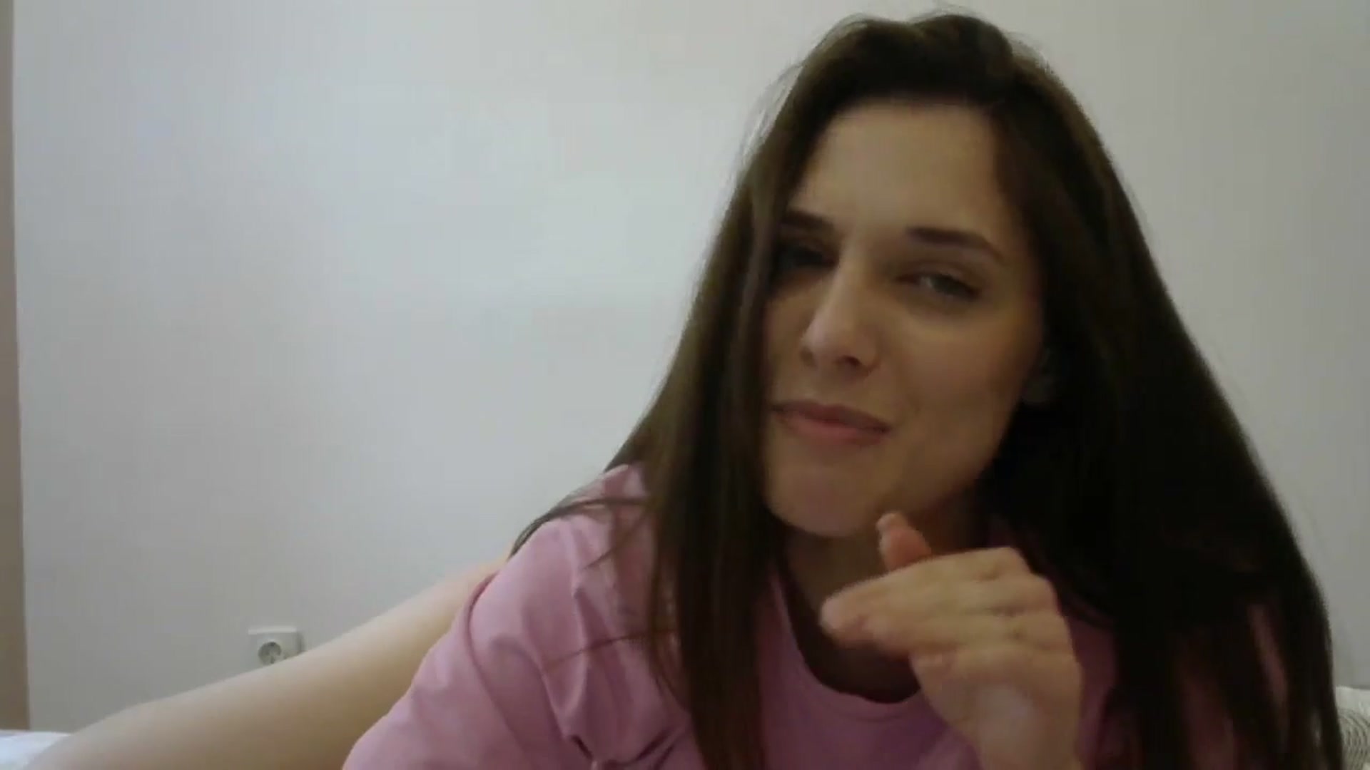 Gallery image thumbnail from HaleyReed's myfreecams stream on, 04/22/2024, 12:19 image 17 of 20