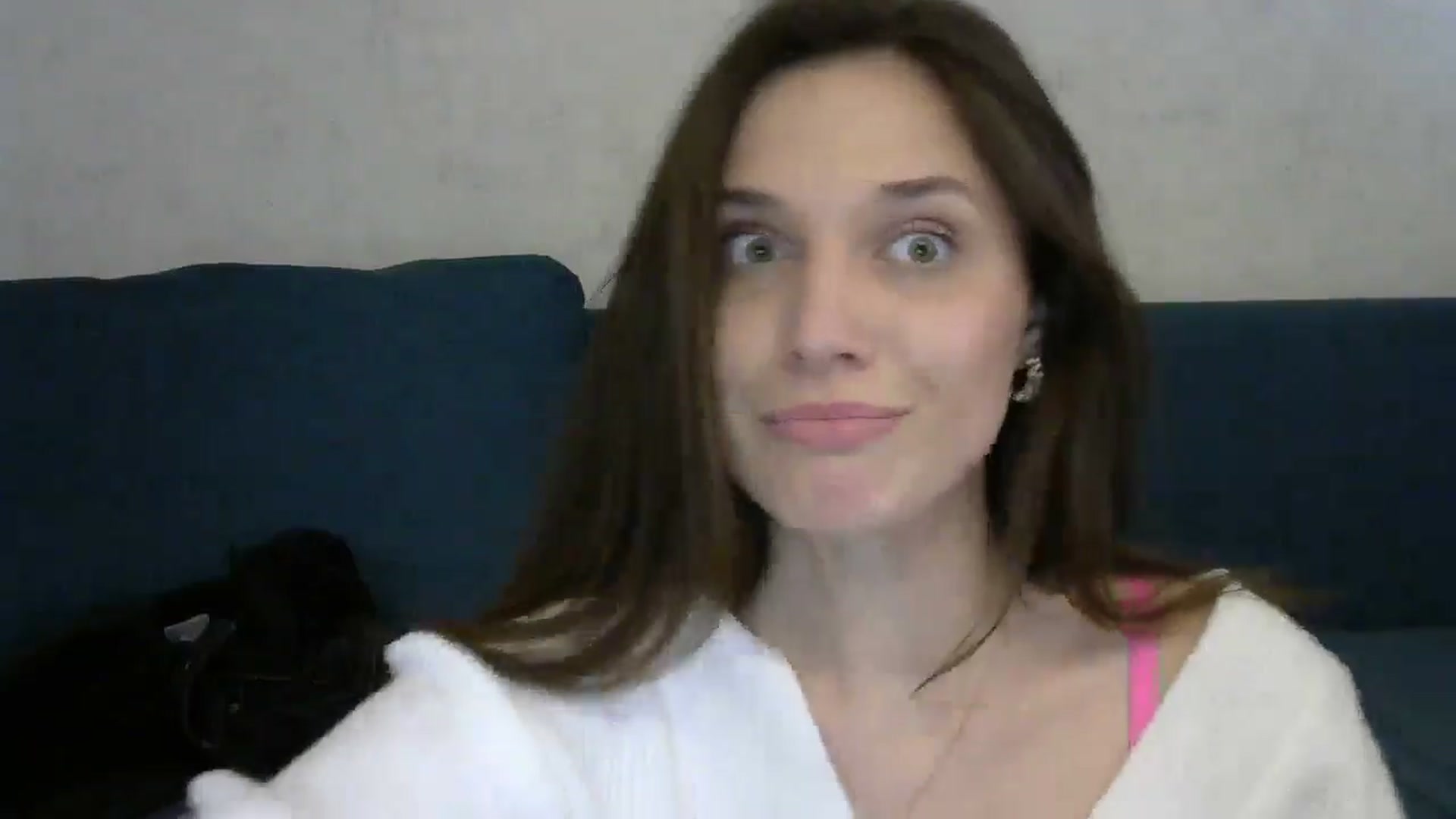 Gallery image thumbnail from HaleyReed's myfreecams stream on, 04/29/2024, 14:19 image 17 of 20