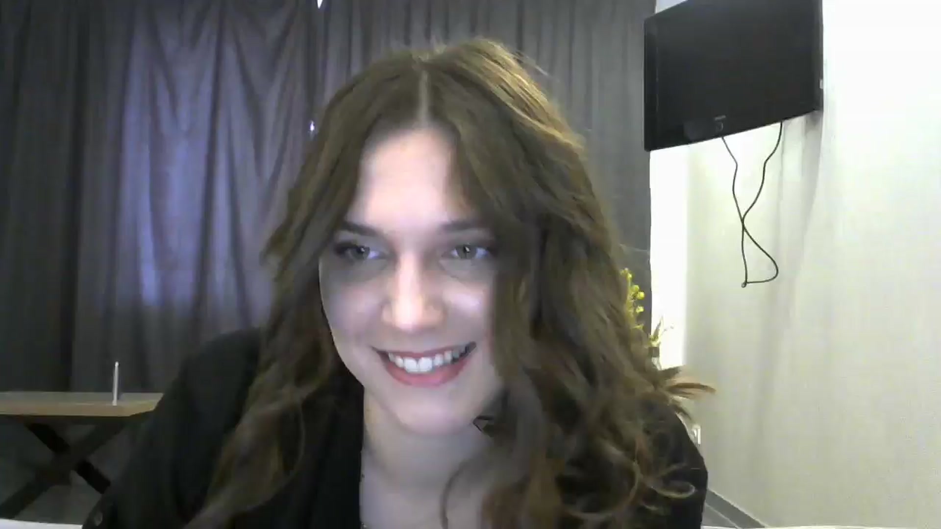 Gallery image thumbnail from HaleyReed's myfreecams stream on, 05/02/2024, 11:36 image 10 of 20