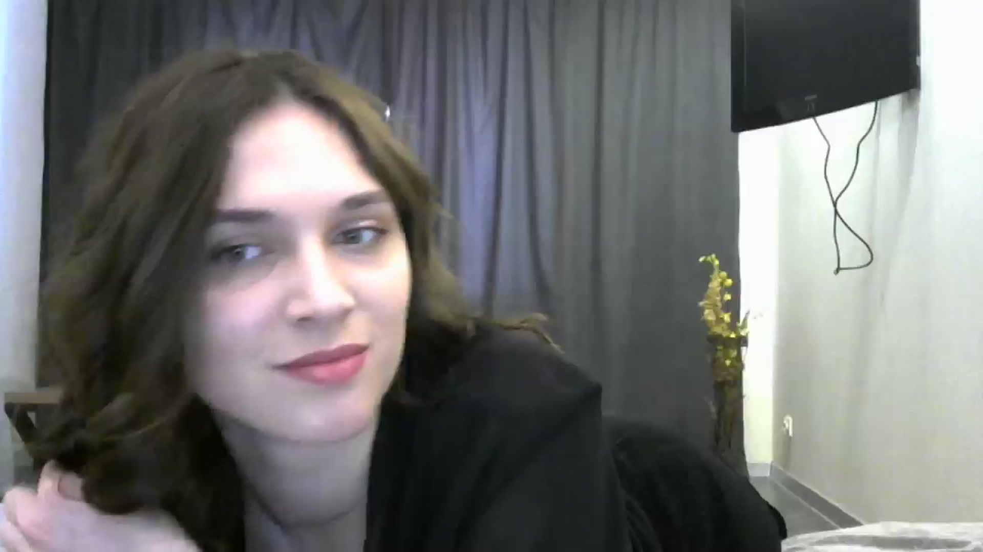 Gallery image thumbnail from HaleyReed's myfreecams stream on, 05/02/2024, 11:36 image 6 of 20