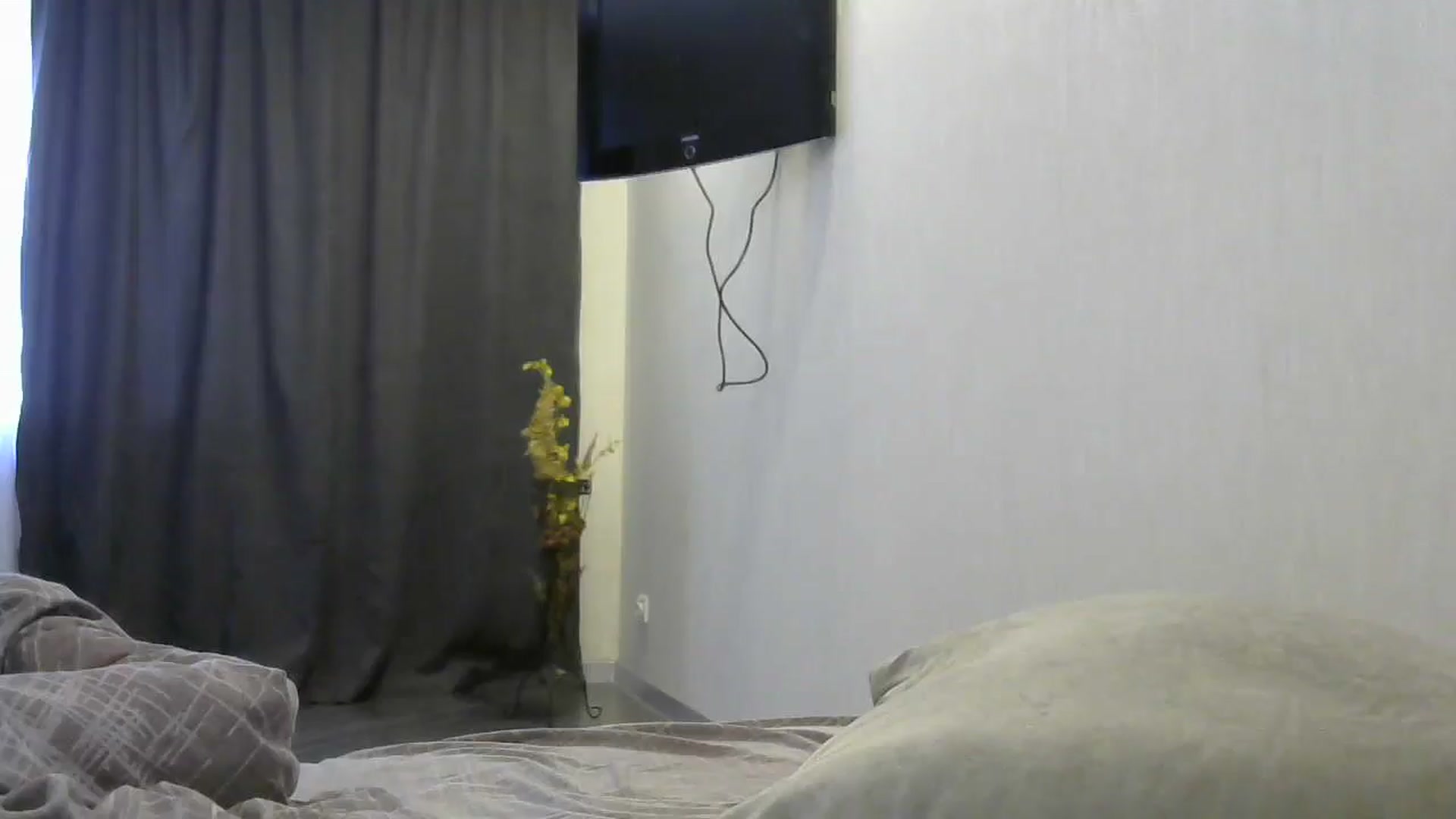 Gallery image thumbnail from HaleyReed's myfreecams stream on, 05/02/2024, 12:18 image 5 of 20