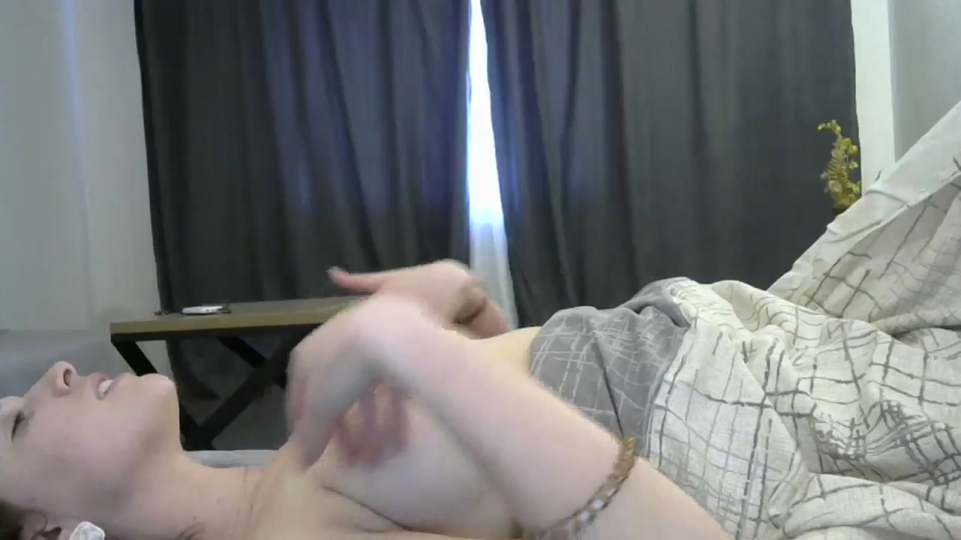 Gallery image thumbnail from HaleyReed's myfreecams stream on, 05/02/2024, 15:48 image 12 of 20