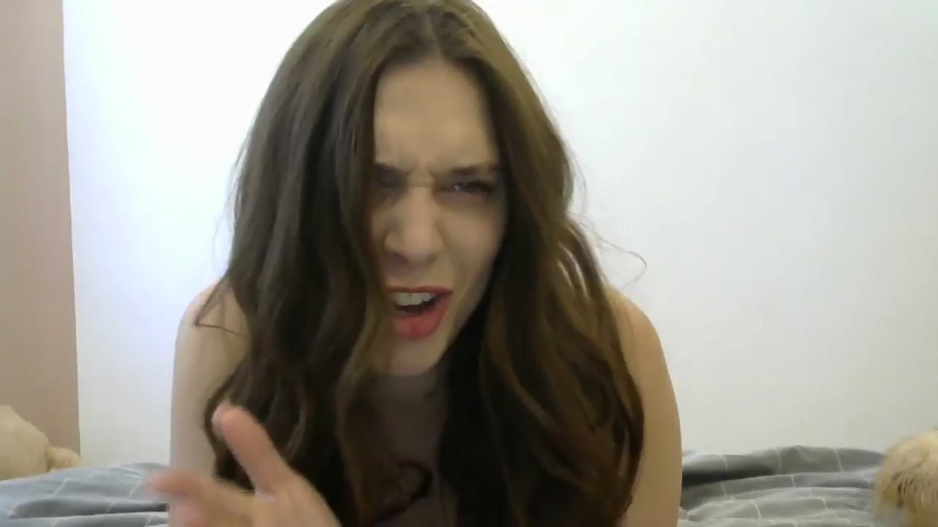 Gallery image thumbnail from HaleyReed's myfreecams stream on, 05/04/2024, 11:15 image 16 of 20