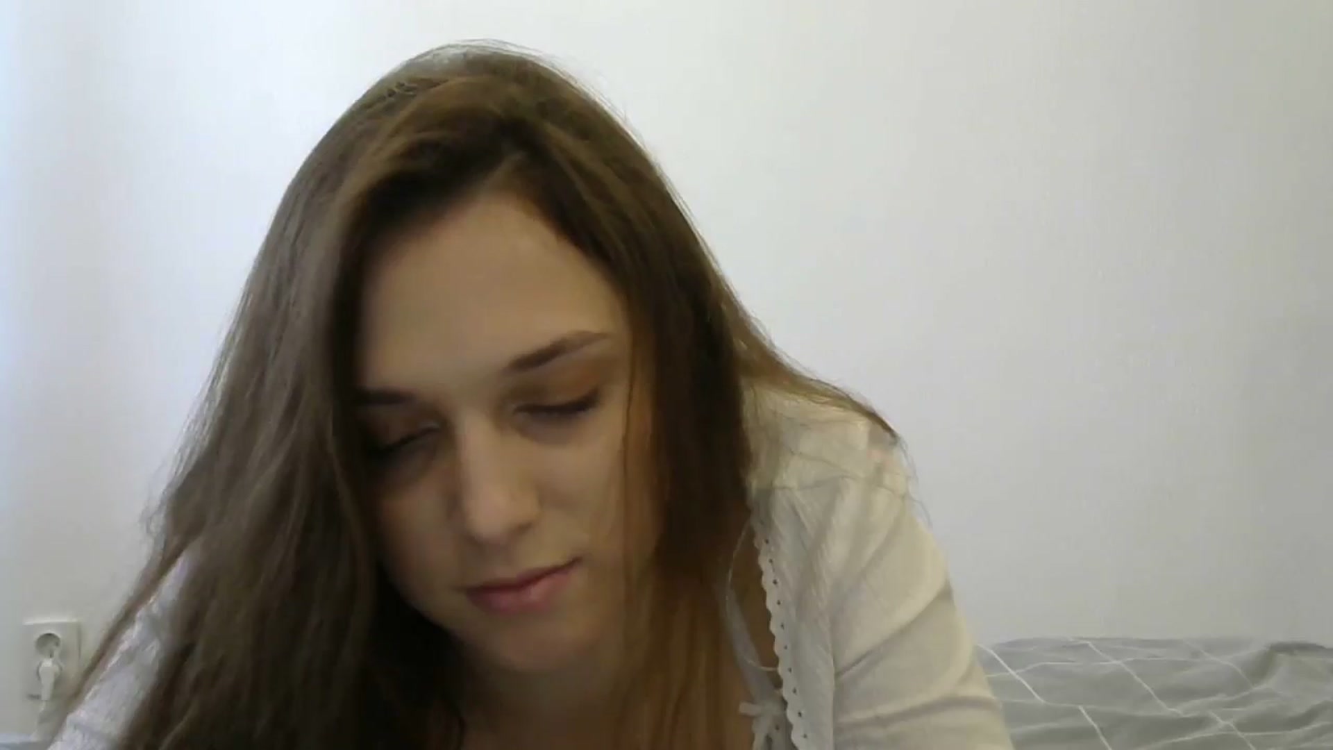 Gallery image thumbnail from HaleyReed's myfreecams stream on, 05/05/2024, 09:05 image 18 of 20