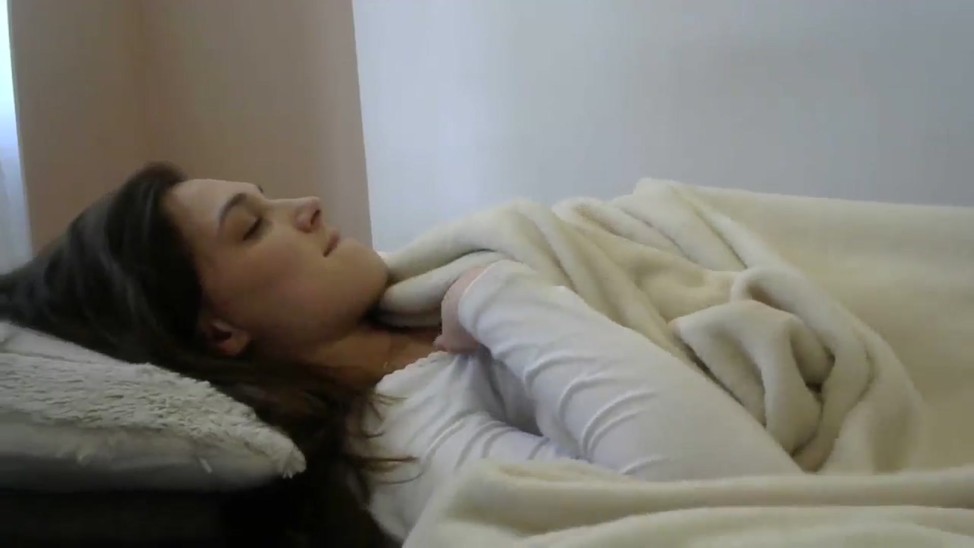 Gallery image thumbnail from HaleyReed's myfreecams stream on, 05/05/2024, 11:56 image 16 of 20