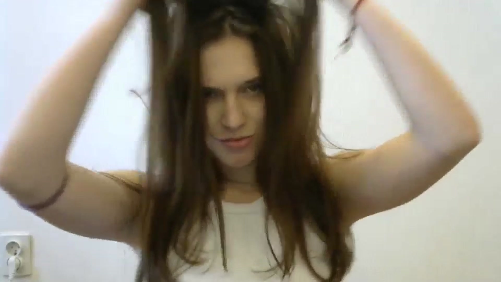 Gallery image thumbnail from HaleyReed's myfreecams stream on, 05/08/2024, 12:20 image 15 of 20