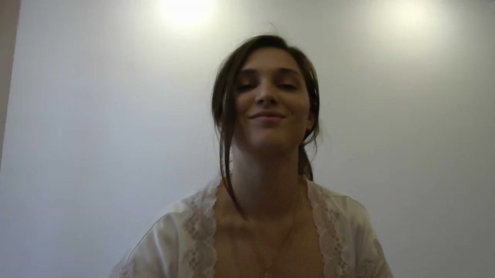 Gallery image thumbnail from HaleyReed's myfreecams stream on, 05/09/2024, 11:25 image 15 of 20