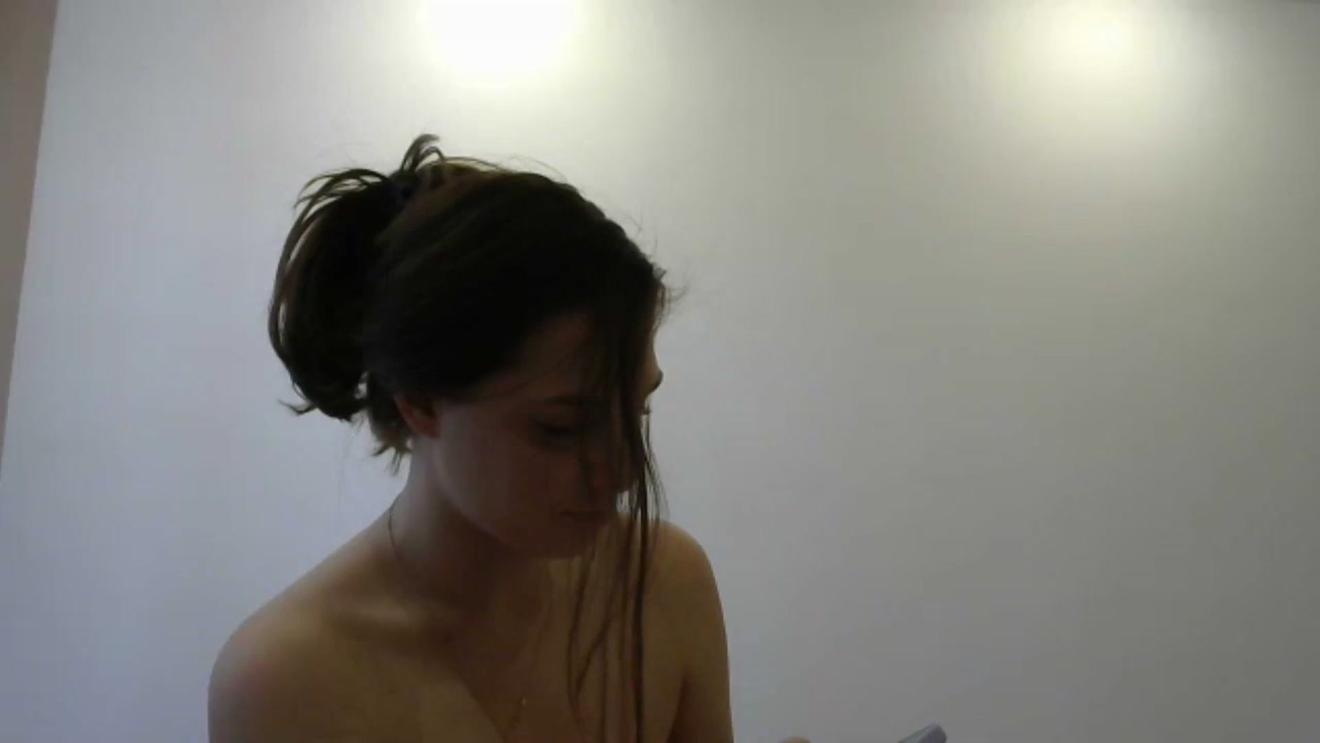 Gallery image thumbnail from HaleyReed's myfreecams stream on, 05/09/2024, 11:25 image 9 of 20