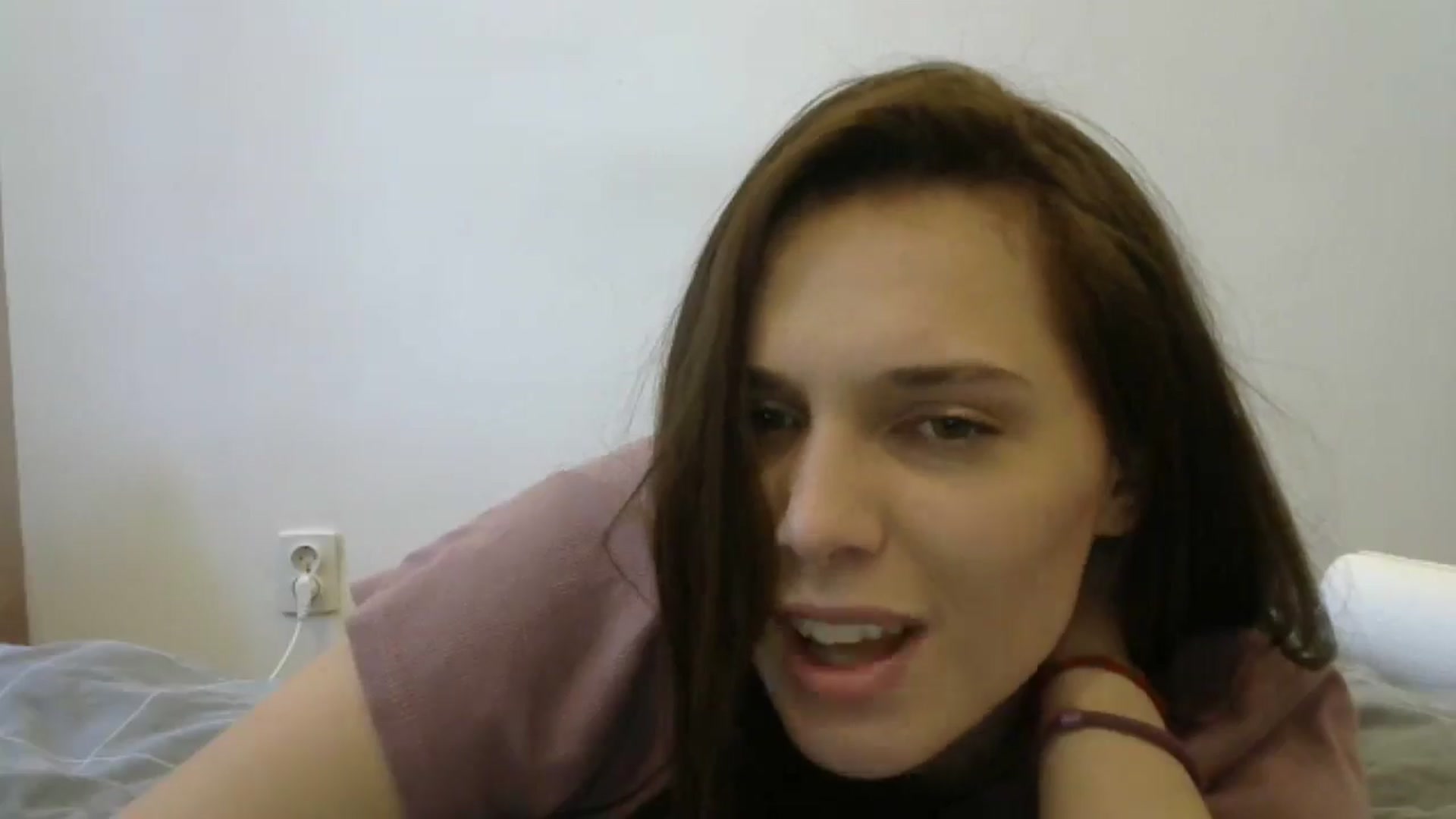 Gallery image thumbnail from HaleyReed's myfreecams stream on, 05/09/2024, 13:41 image 18 of 20