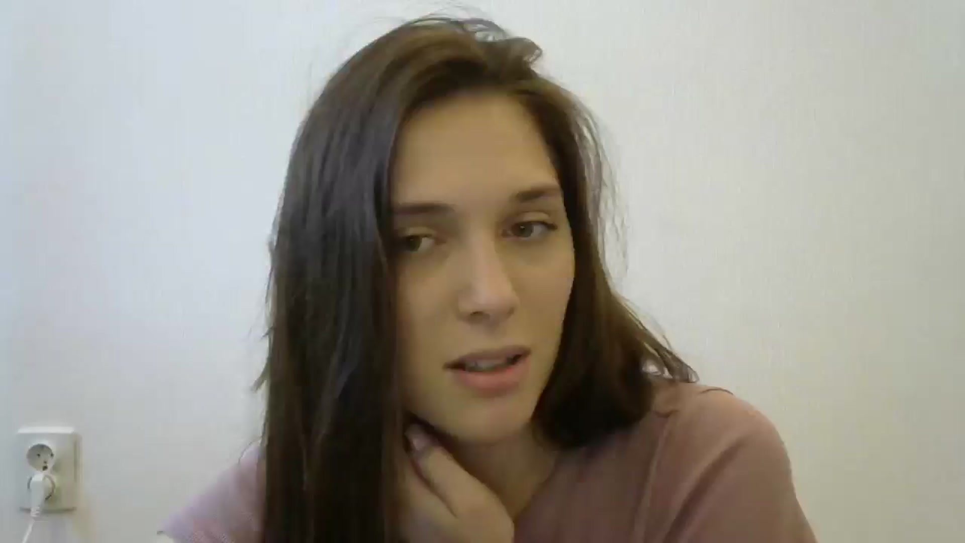 Gallery image thumbnail from HaleyReed's myfreecams stream on, 05/09/2024, 14:15 image 13 of 20