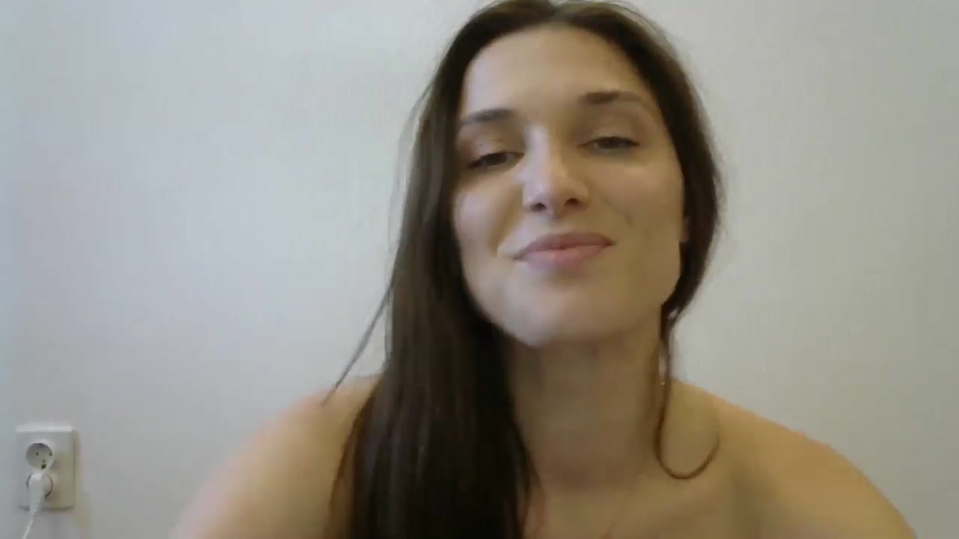 Gallery image thumbnail from HaleyReed's myfreecams stream on, 05/09/2024, 14:15 image 18 of 20
