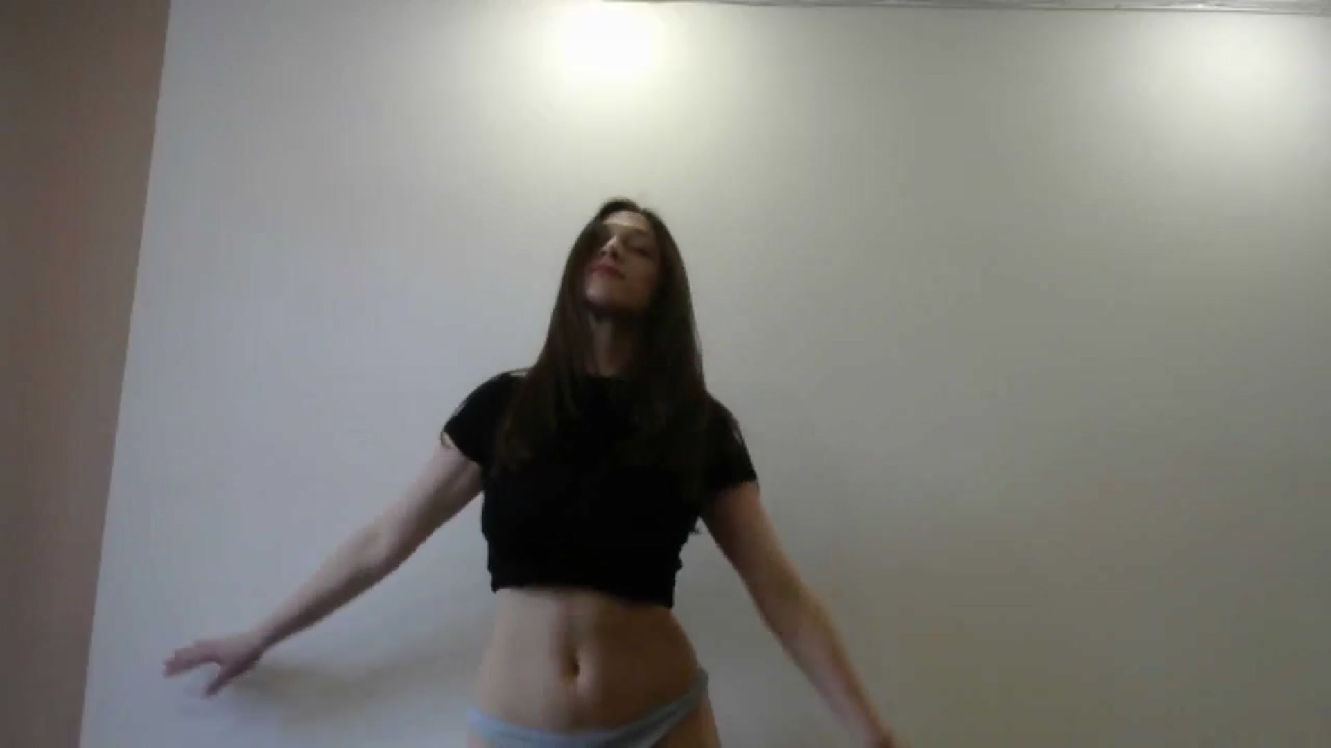 Gallery image thumbnail from HaleyReed's myfreecams stream on, 05/10/2024, 13:14 image 12 of 20