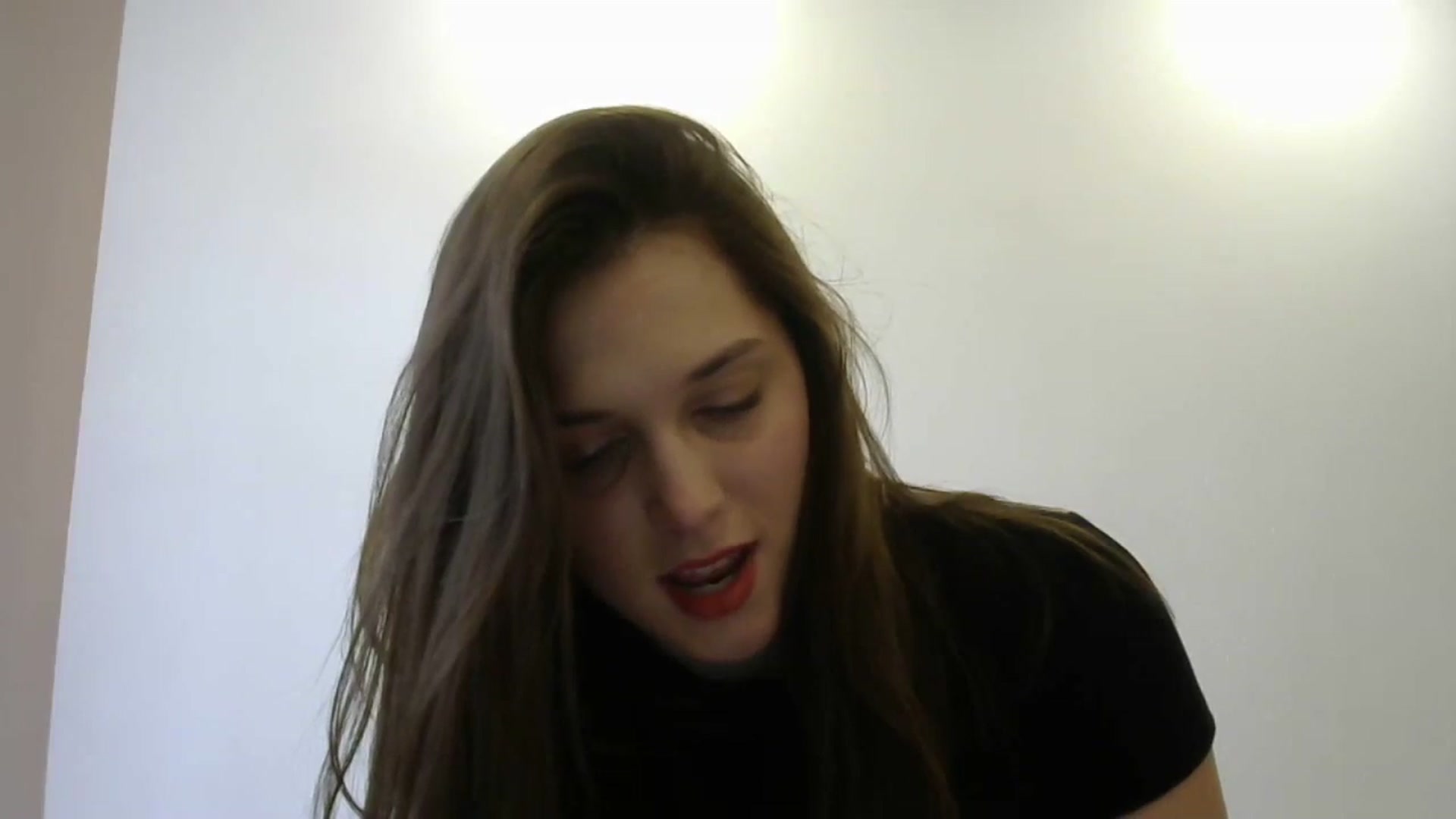 Gallery image thumbnail from HaleyReed's myfreecams stream on, 05/10/2024, 13:26 image 7 of 20