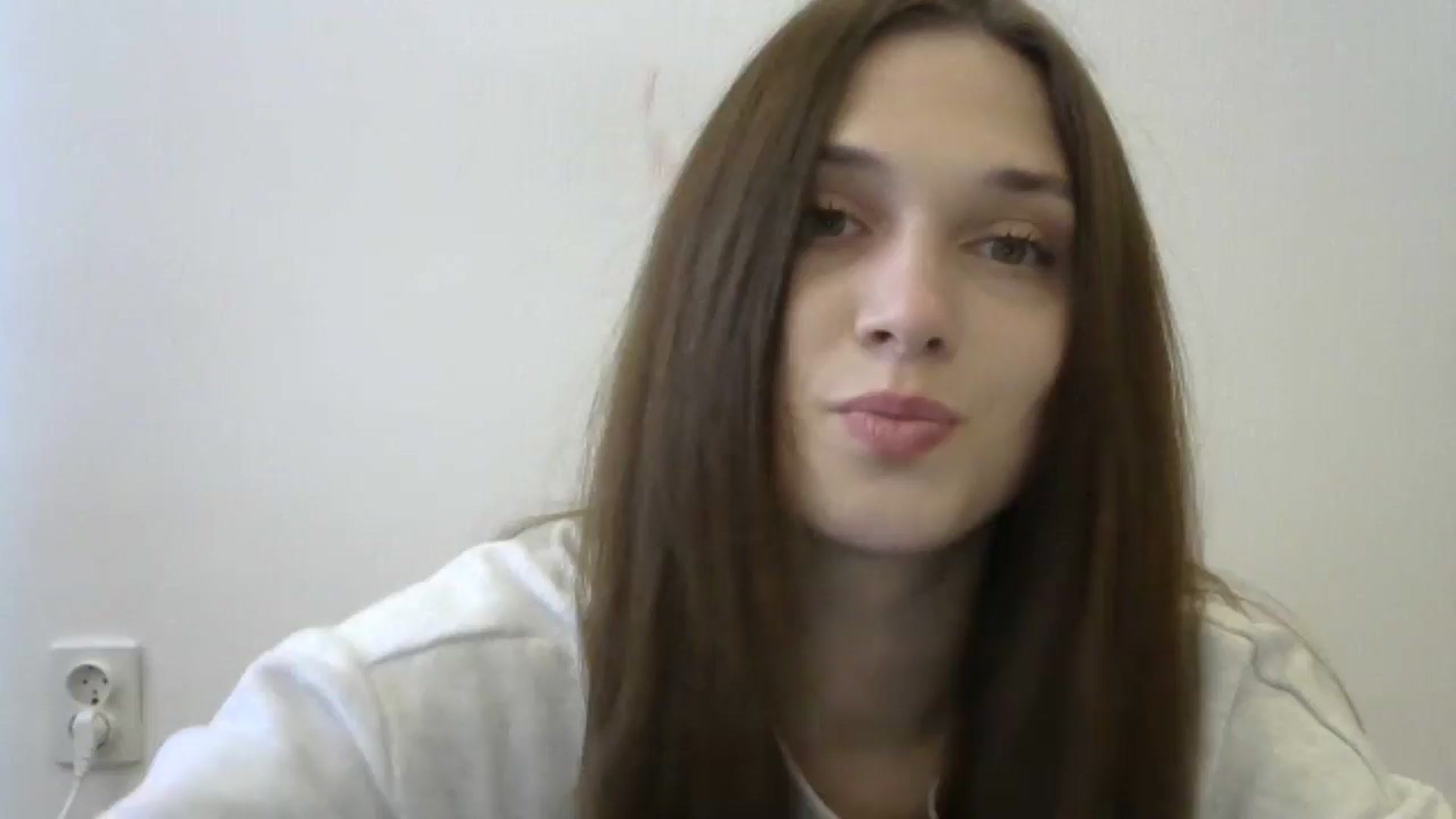 Gallery image thumbnail from HaleyReed's myfreecams stream on, 05/12/2024, 12:11 image 13 of 20