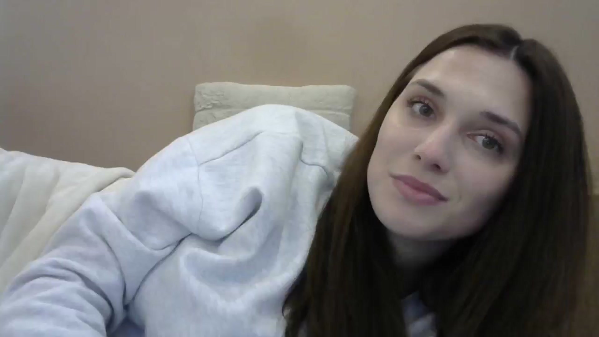 Gallery image thumbnail from HaleyReed's myfreecams stream on, 05/12/2024, 16:18 image 18 of 20