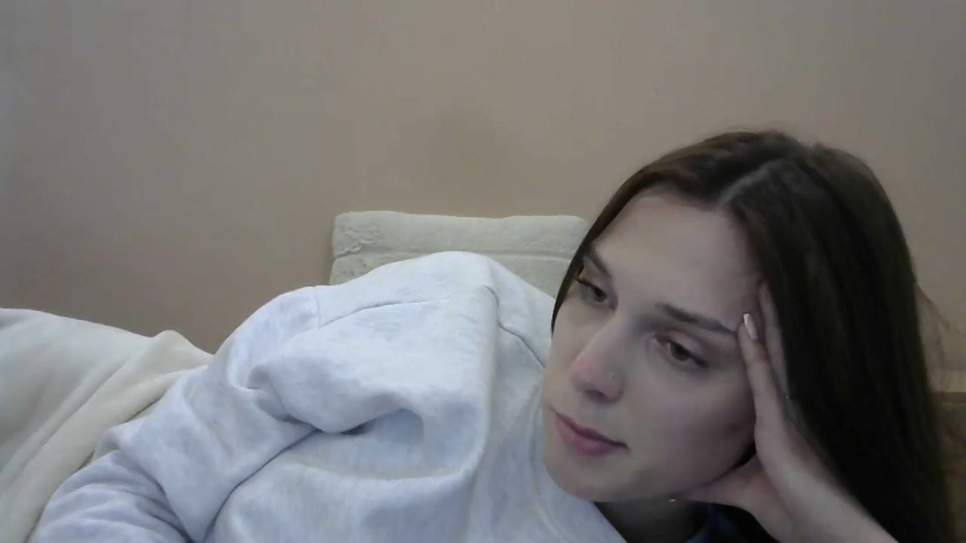 Gallery image thumbnail from HaleyReed's myfreecams stream on, 05/12/2024, 16:31 image 18 of 20
