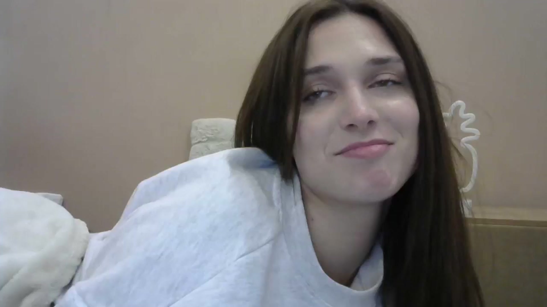 Gallery image thumbnail from HaleyReed's myfreecams stream on, 05/12/2024, 16:45 image 4 of 20