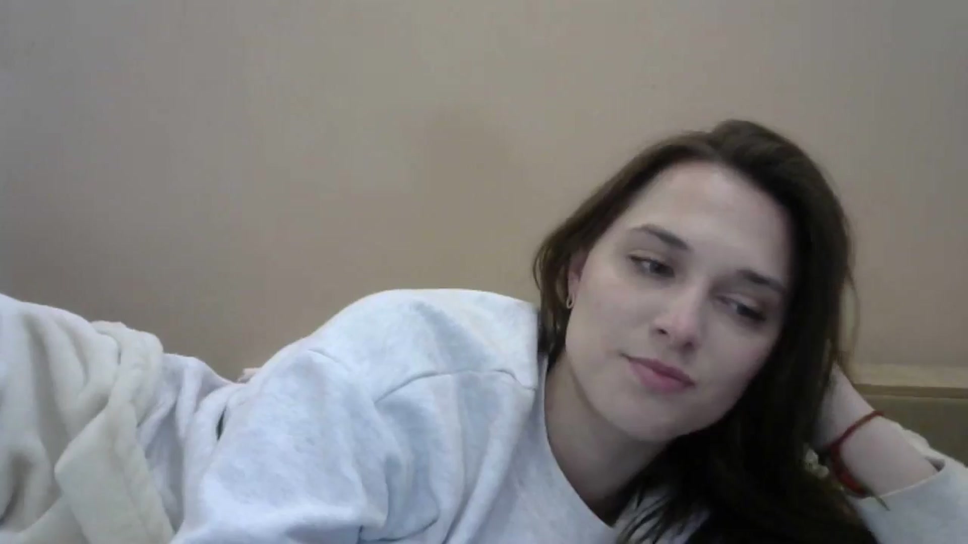 Gallery image thumbnail from HaleyReed's myfreecams stream on, 05/12/2024, 16:45 image 17 of 20