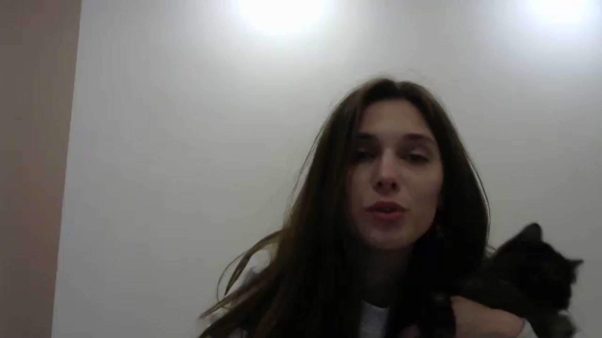 Gallery image thumbnail from HaleyReed's myfreecams stream on, 05/12/2024, 17:23 image 19 of 20