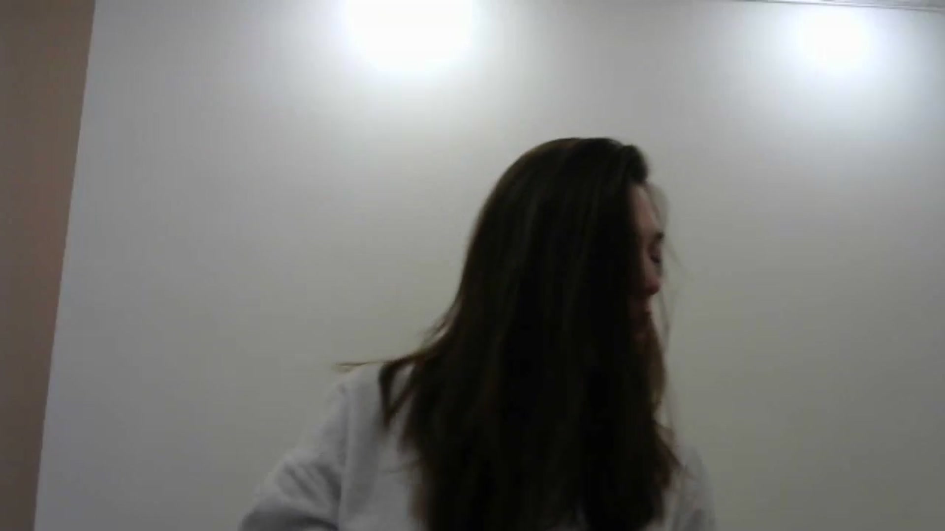 Gallery image thumbnail from HaleyReed's myfreecams stream on, 05/12/2024, 17:23 image 15 of 20