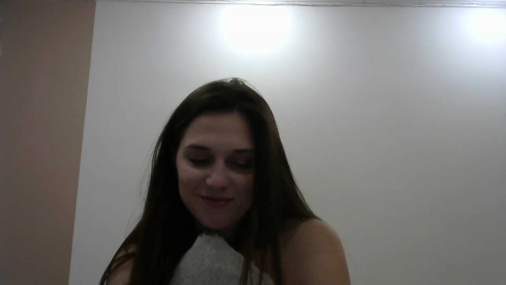 Gallery image thumbnail from HaleyReed's myfreecams stream on, 05/12/2024, 17:54 image 13 of 20