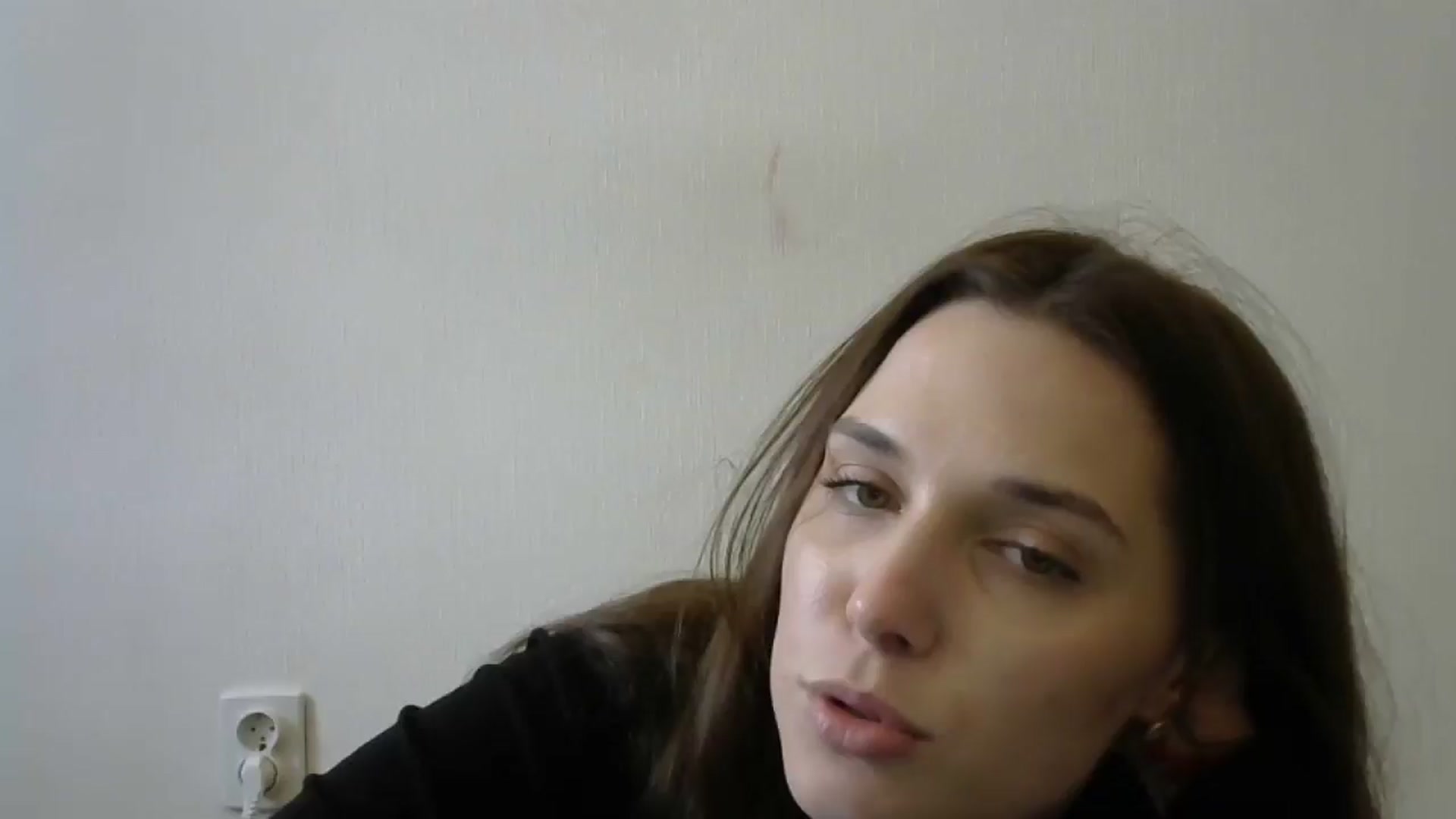 Gallery image thumbnail from HaleyReed's myfreecams stream on, 05/13/2024, 11:05 image 6 of 20