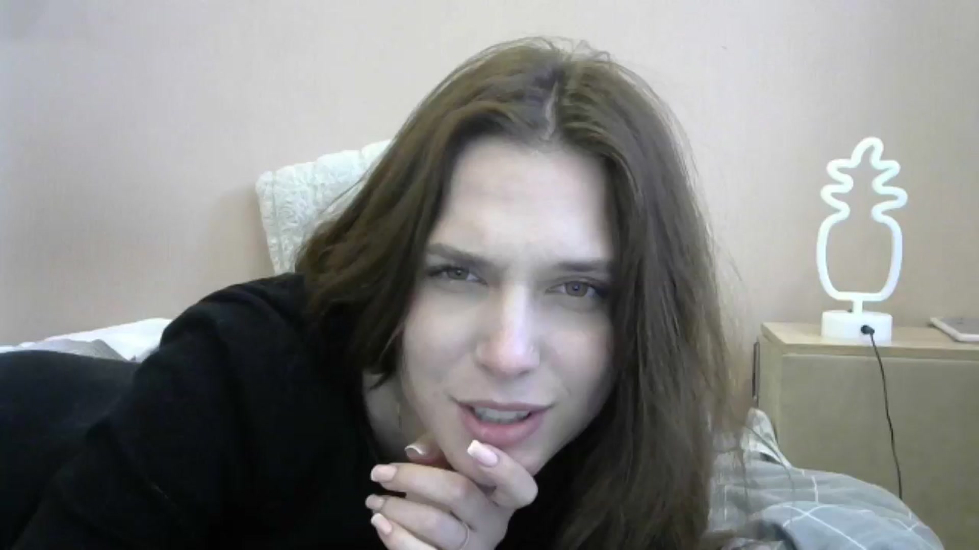 Gallery image thumbnail from HaleyReed's myfreecams stream on, 05/13/2024, 13:48 image 3 of 20