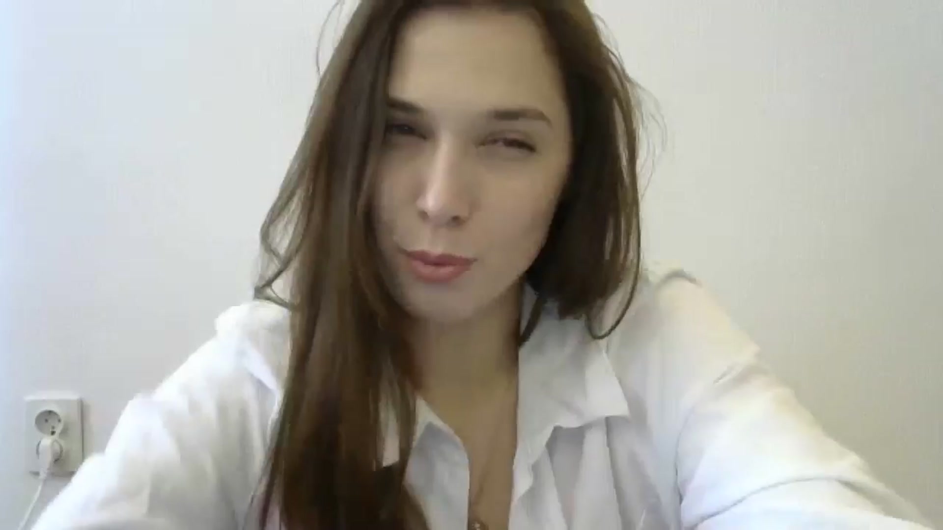 Gallery image thumbnail from HaleyReed's myfreecams stream on, 05/15/2024, 10:31 image 16 of 20