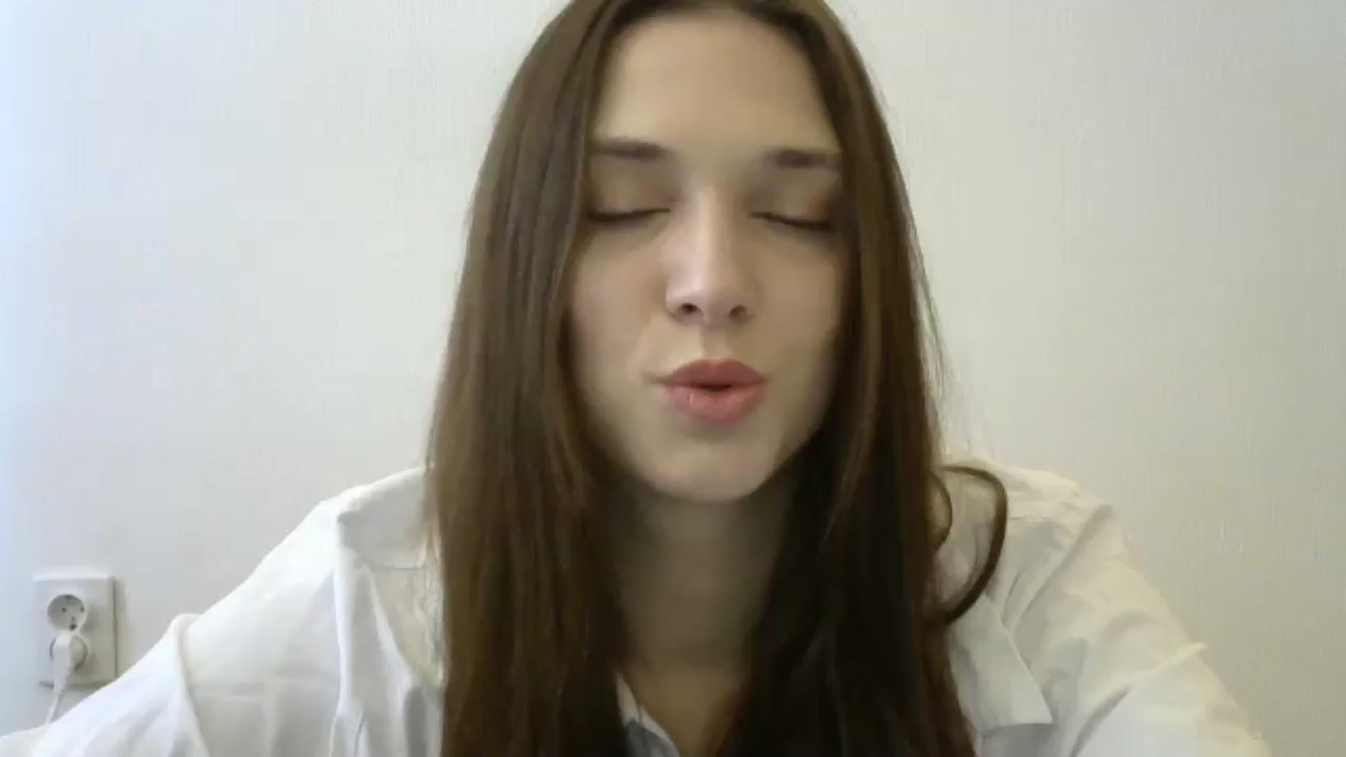Gallery image thumbnail from HaleyReed's myfreecams stream on, 05/15/2024, 10:31 image 1 of 20