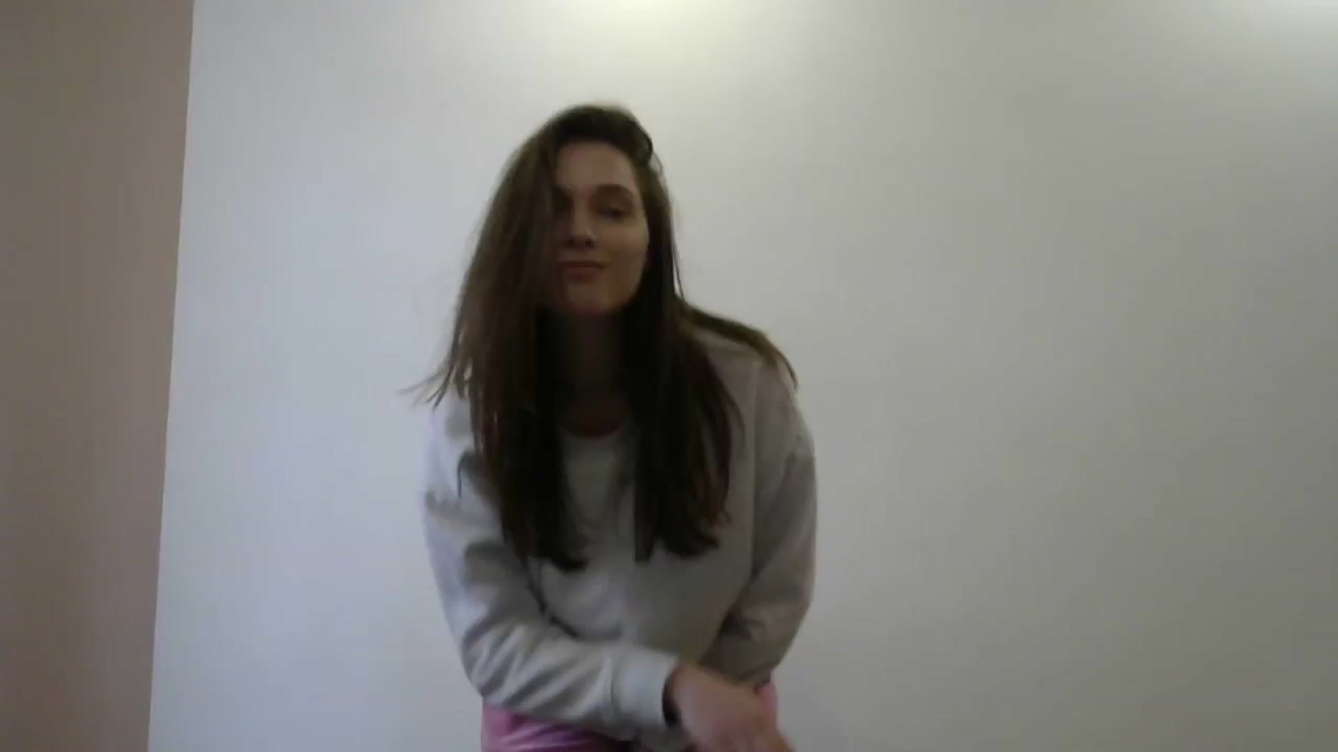 Gallery image thumbnail from HaleyReed's myfreecams stream on, 05/15/2024, 13:40 image 4 of 20