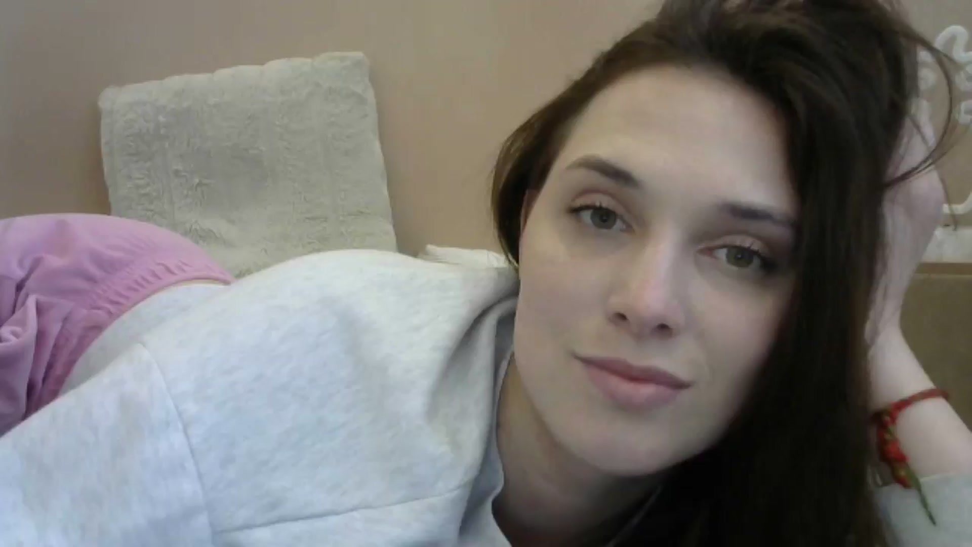 Gallery image thumbnail from HaleyReed's myfreecams stream on, 05/15/2024, 15:47 image 1 of 20